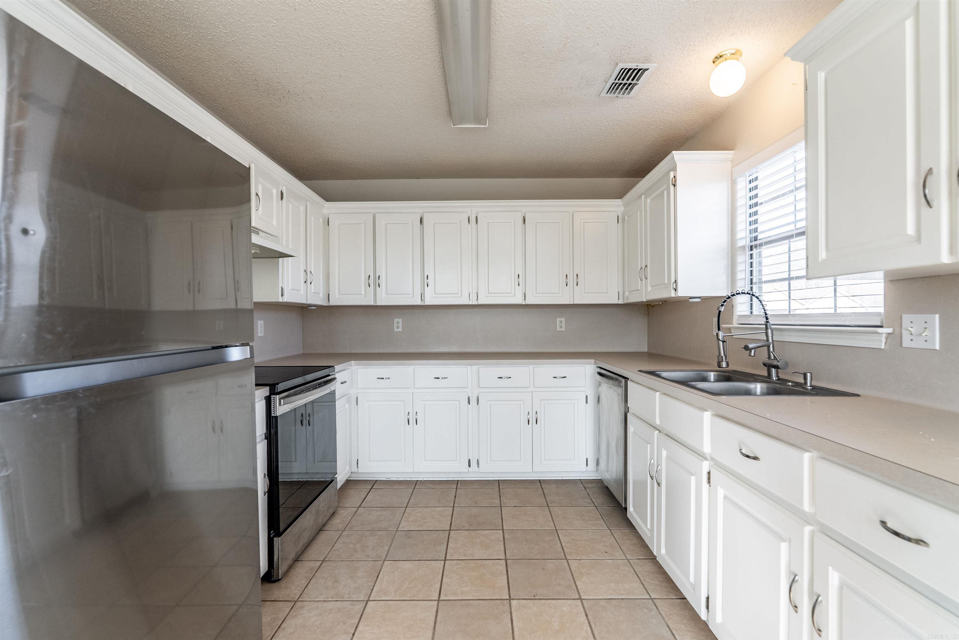 Timberwood Park - Residential Lease