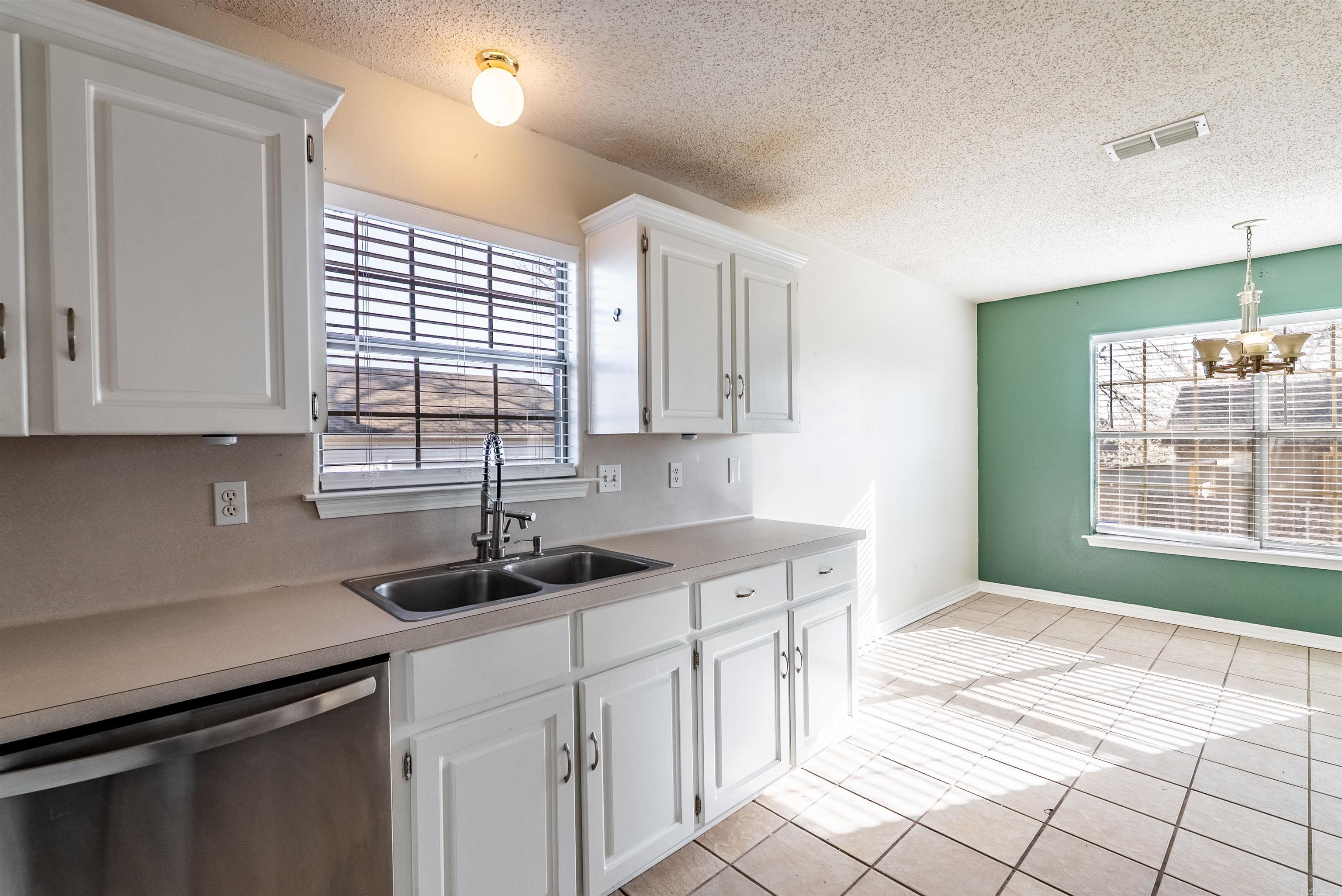 Timberwood Park - Residential Lease