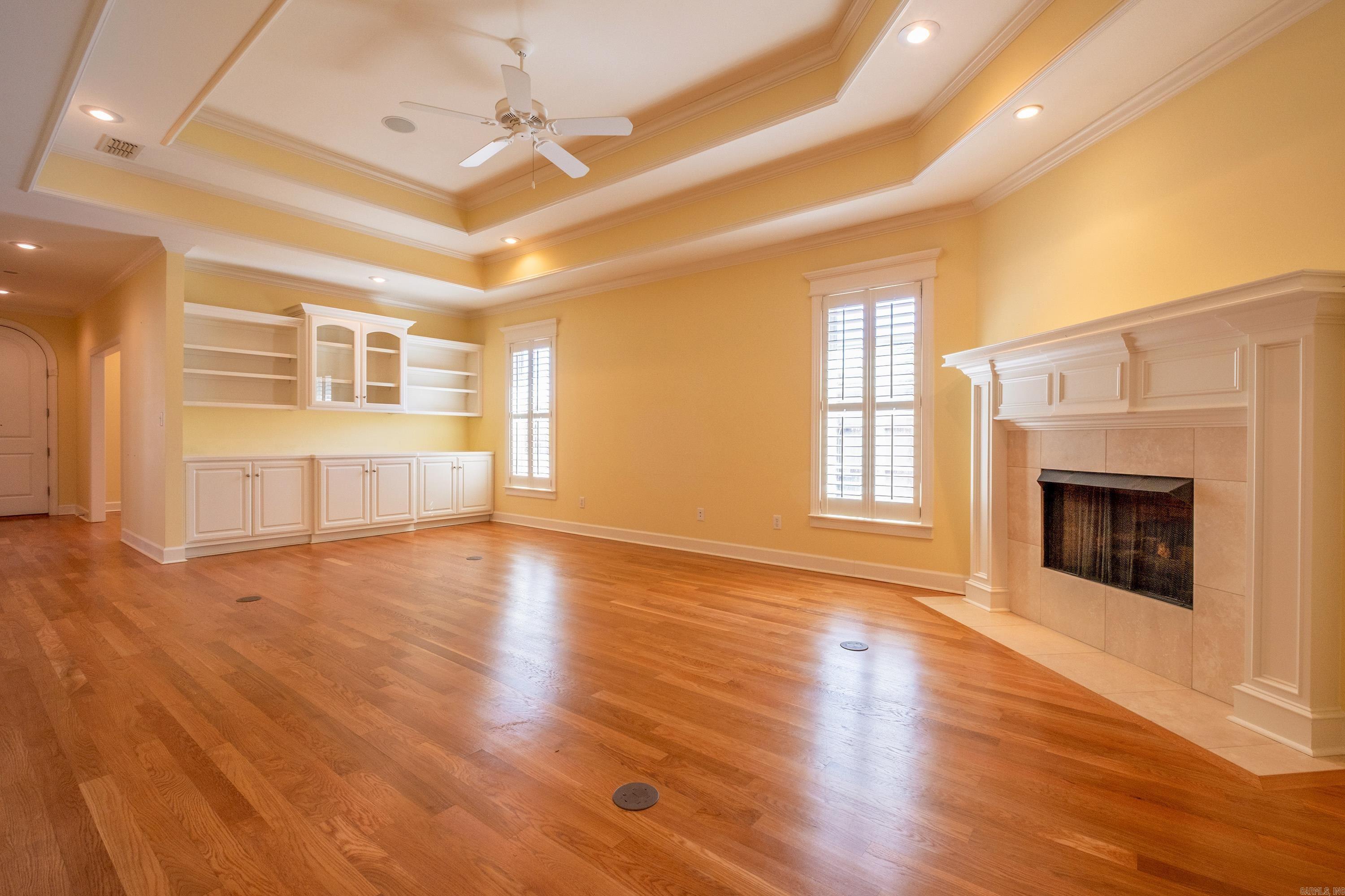 THE VILLAGES OF WELLINGTON - Residential