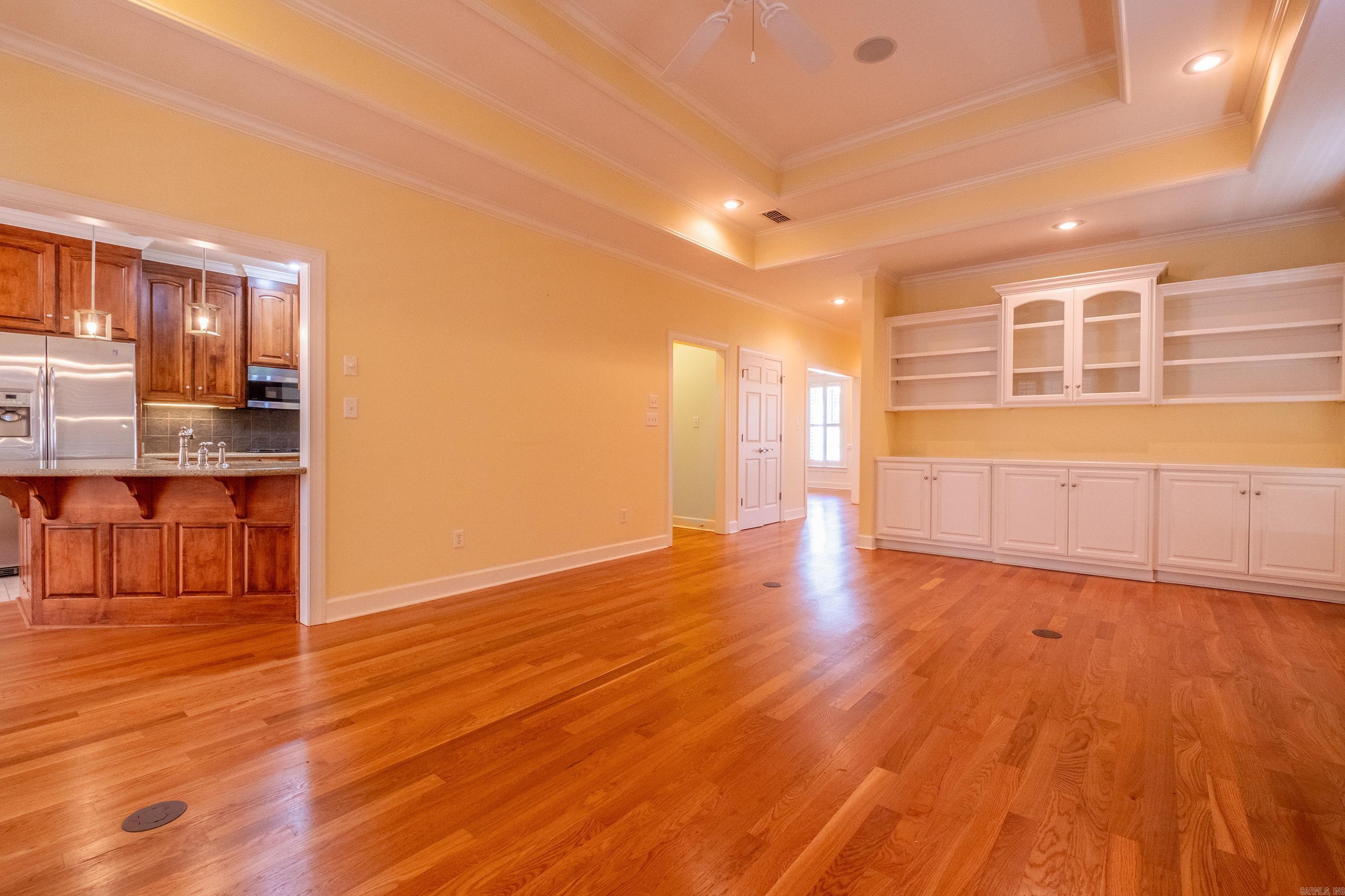 THE VILLAGES OF WELLINGTON - Residential