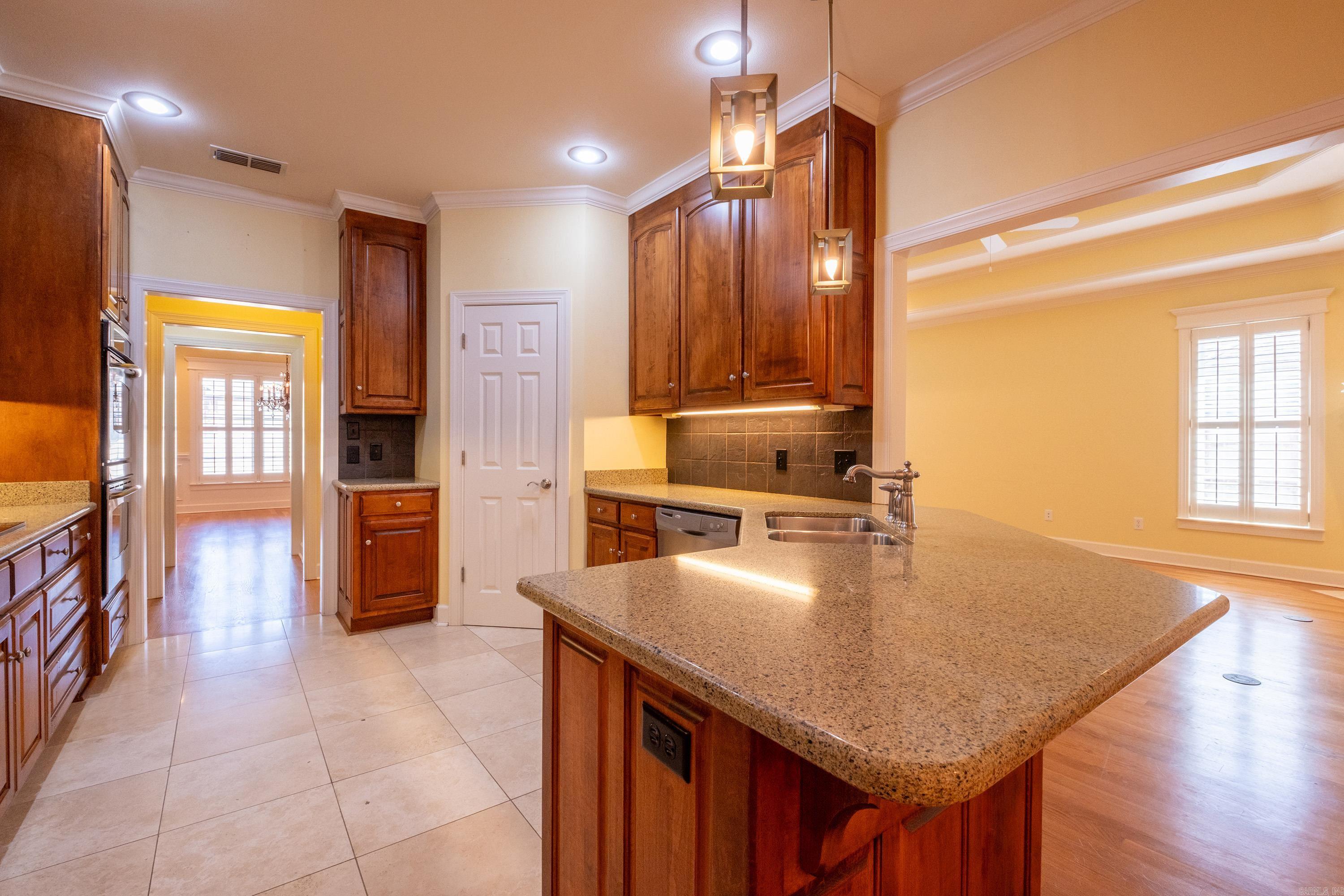 THE VILLAGES OF WELLINGTON - Residential