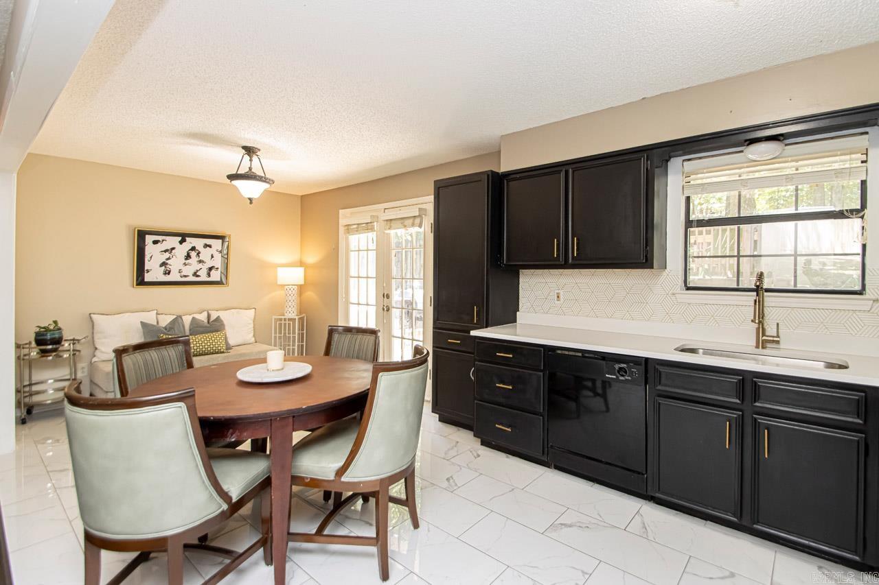 PLEASANT VIEW - Residential