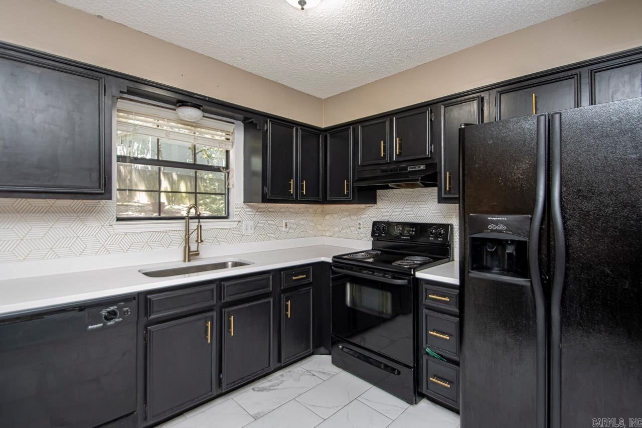 PLEASANT VIEW - Residential