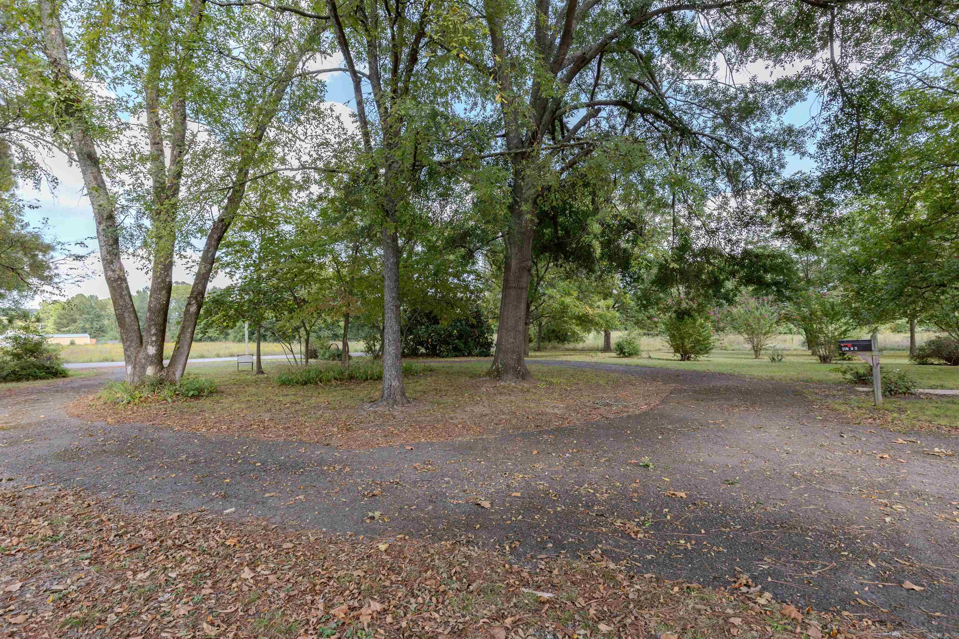 PERRYVILLE CITY ACREAGE - Residential