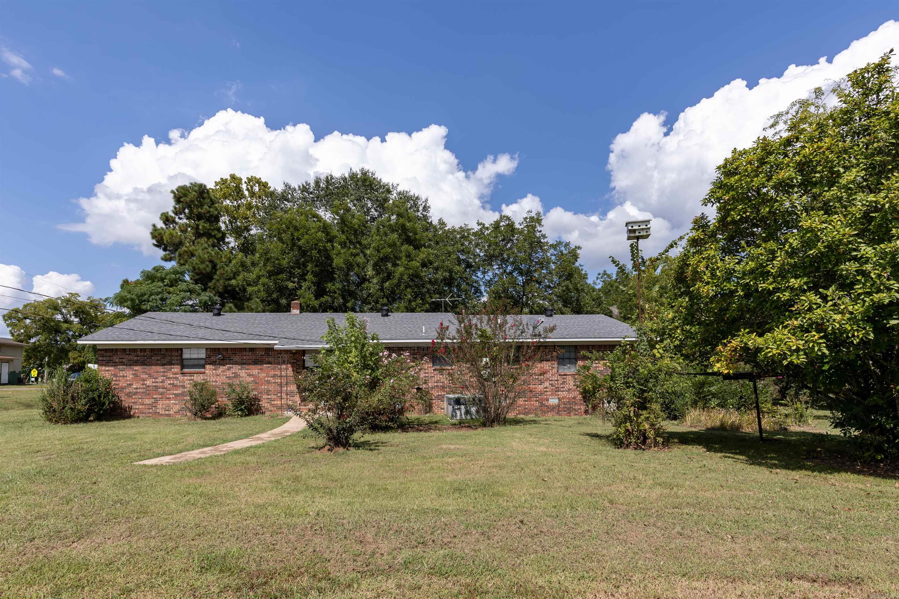 PERRYVILLE CITY ACREAGE - Residential