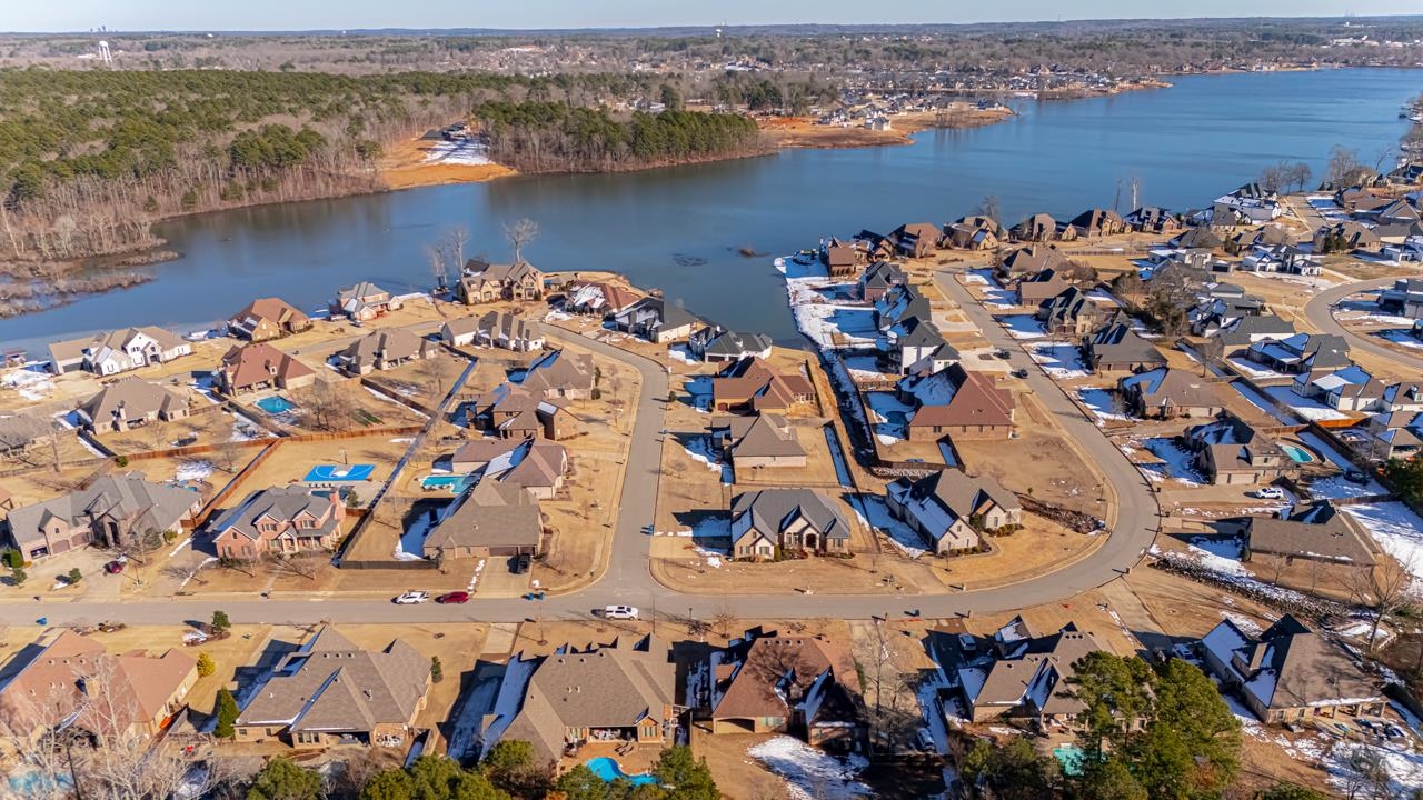 WESTSHORE ADDN HURRICANE LAKE ES - Residential