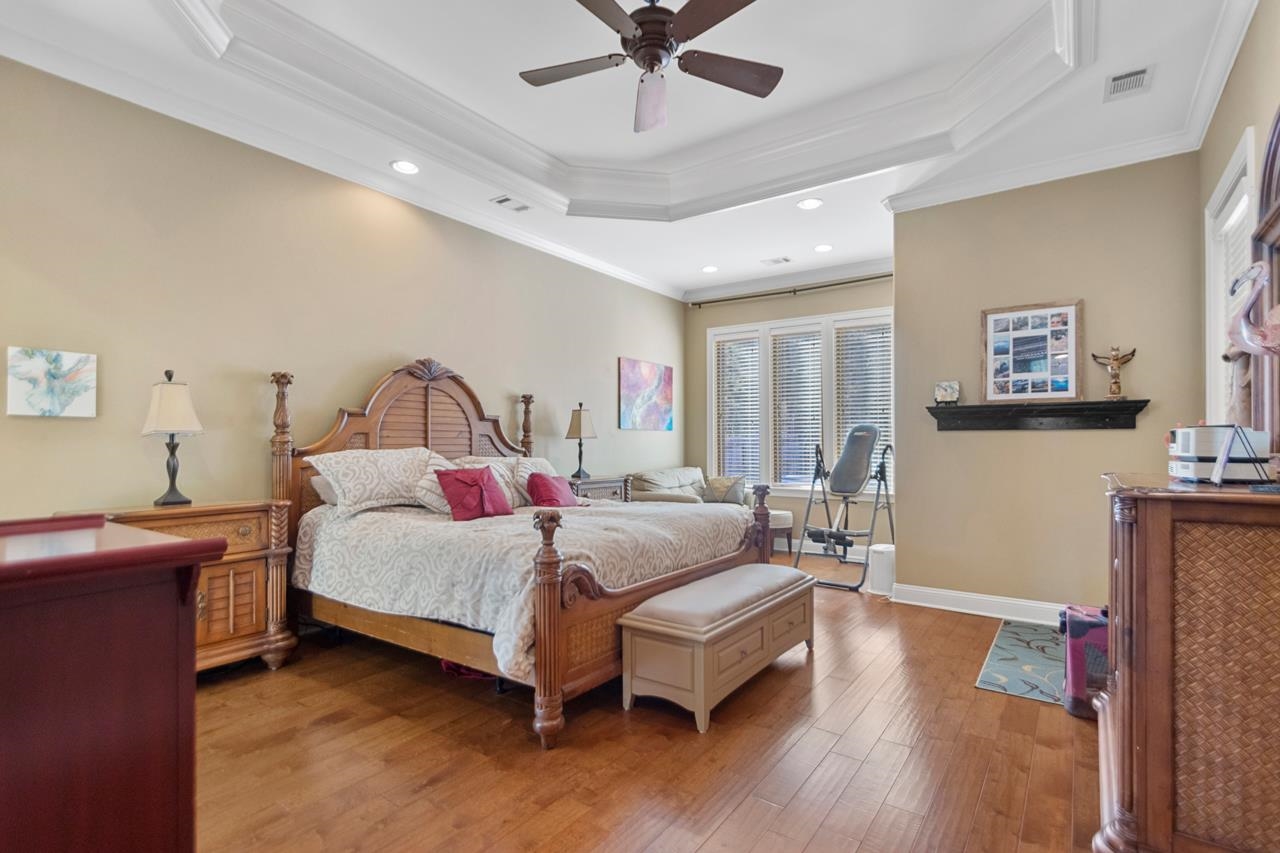 WESTSHORE ADDN HURRICANE LAKE ES - Residential