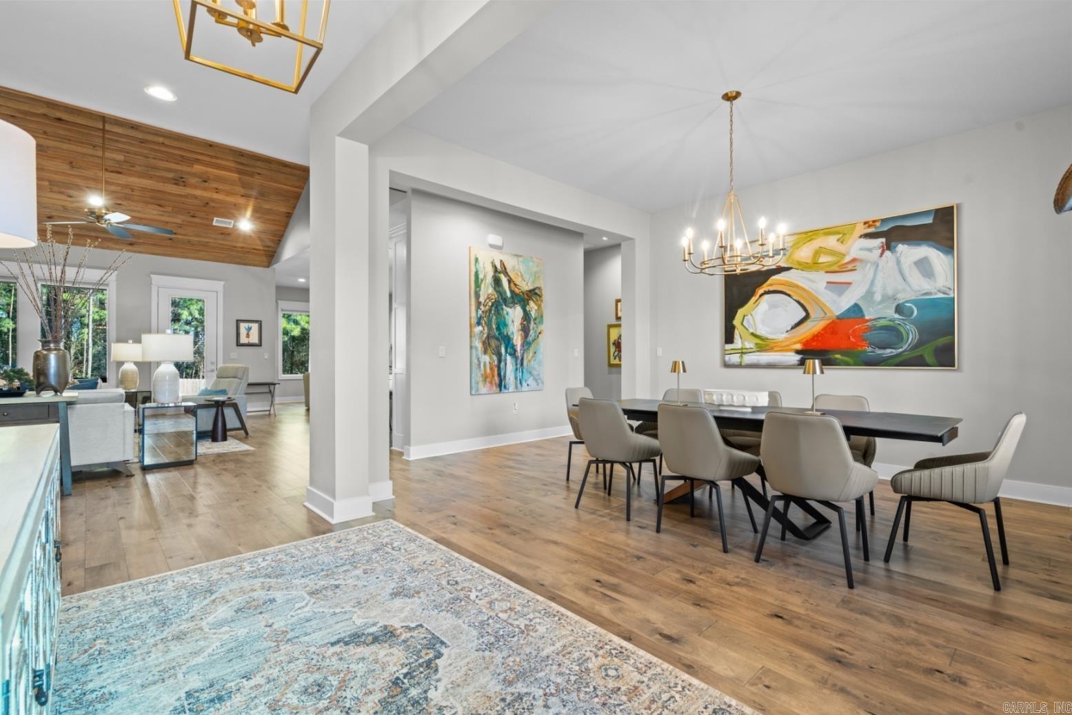 ARLINGTON PARK - Residential