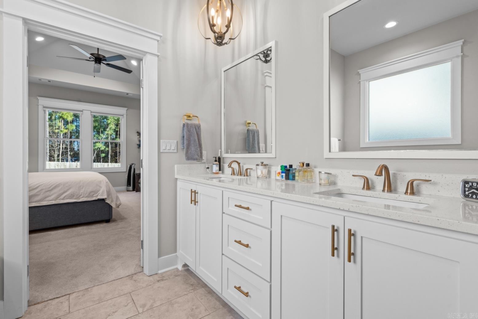 ARLINGTON PARK - Residential