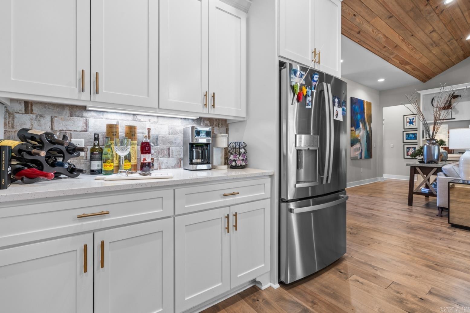 ARLINGTON PARK - Residential