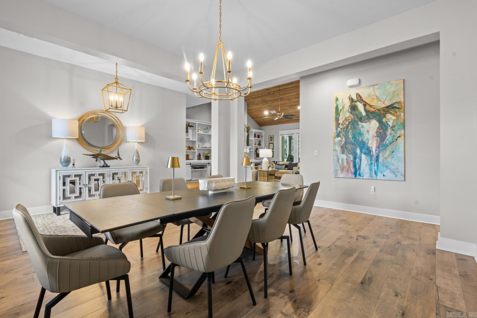 ARLINGTON PARK - Residential