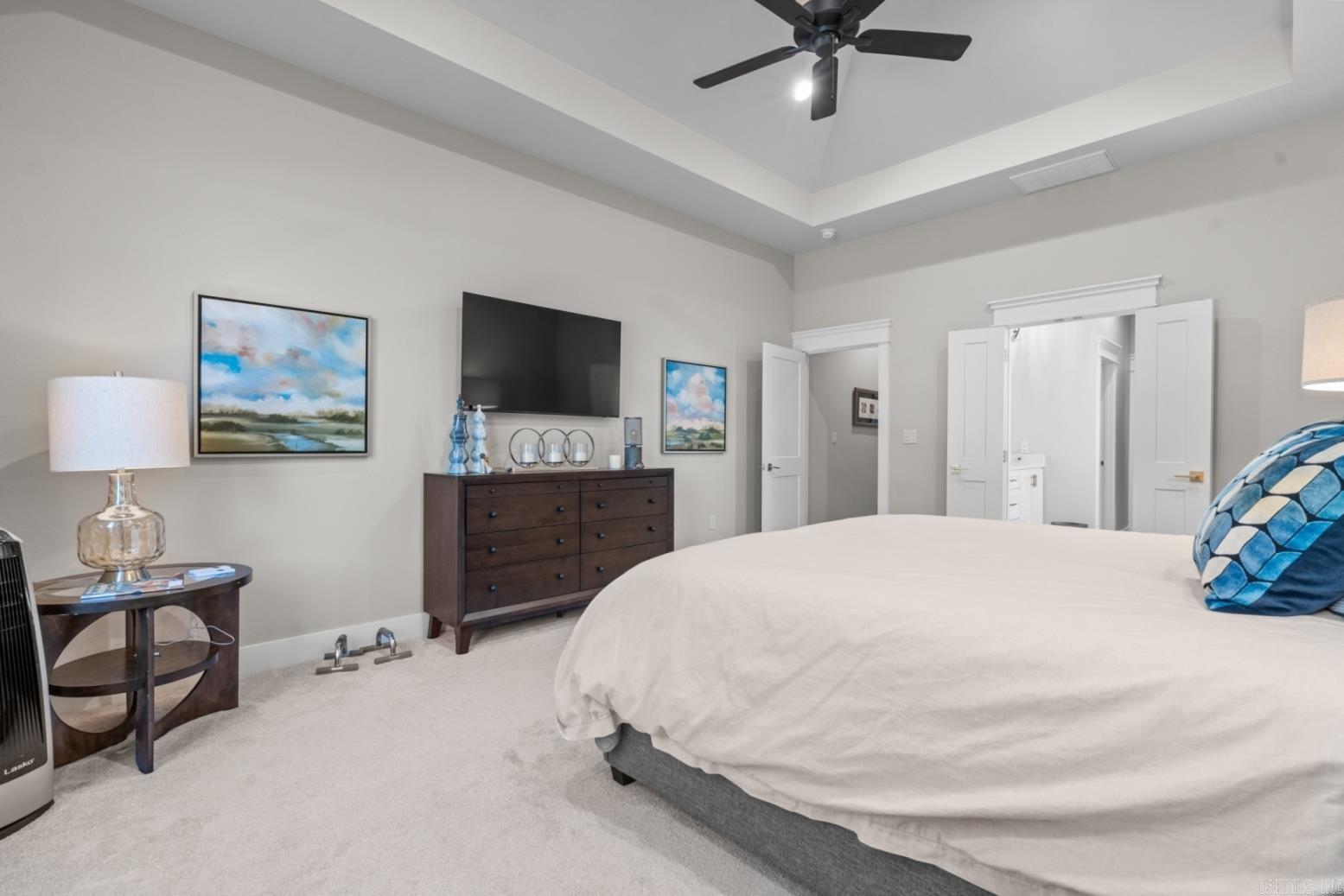 ARLINGTON PARK - Residential