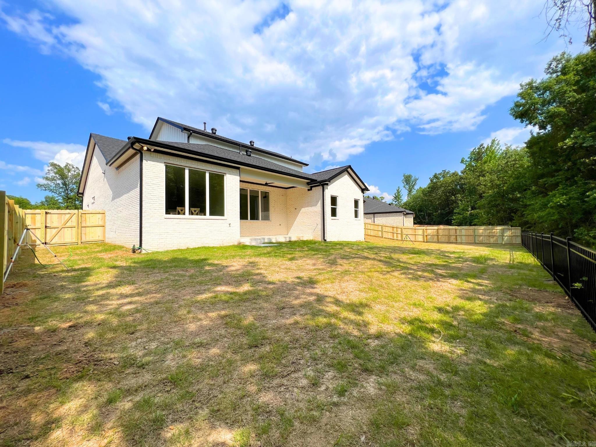 STONEBROOK - Residential