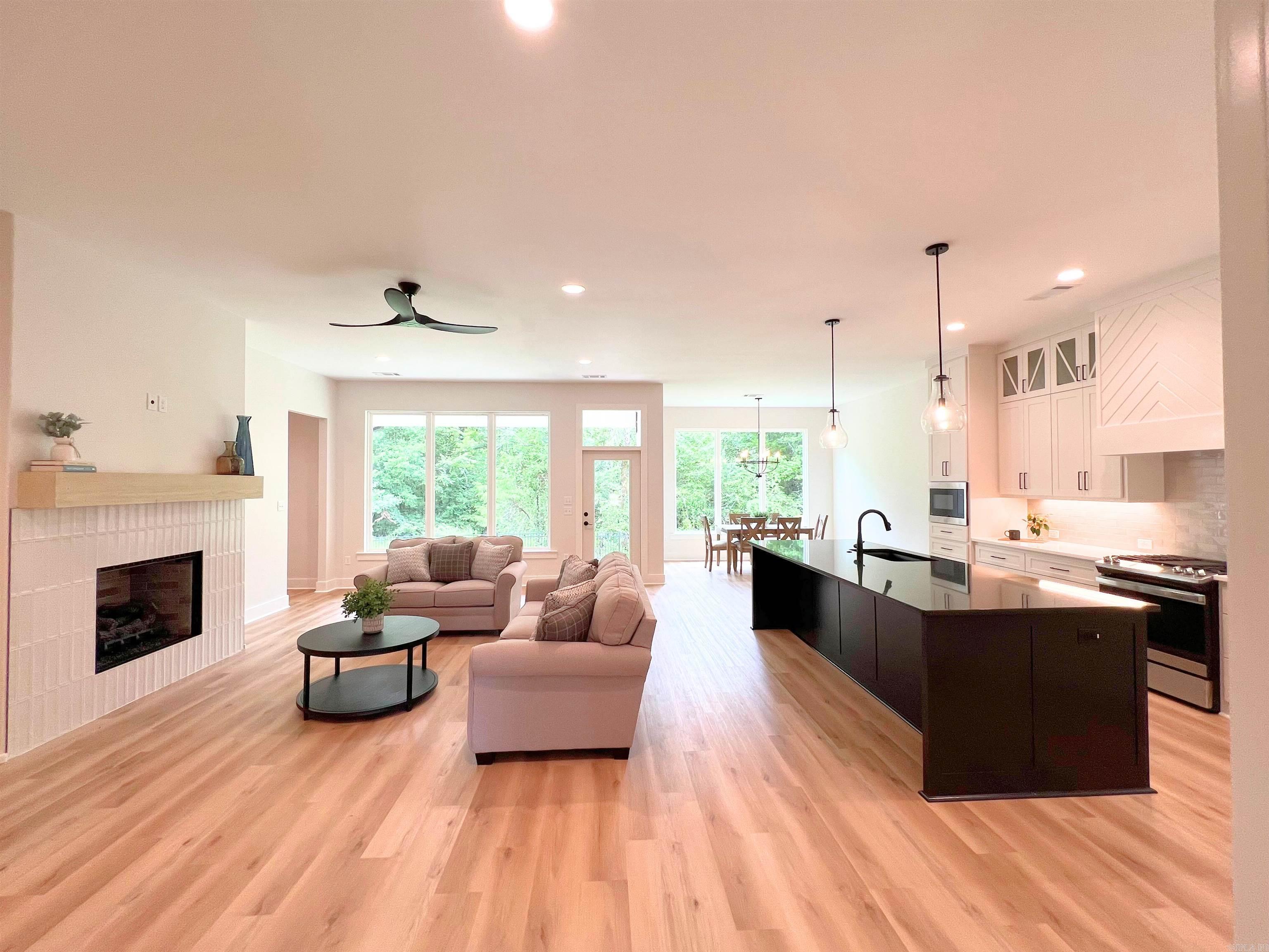 STONEBROOK - Residential