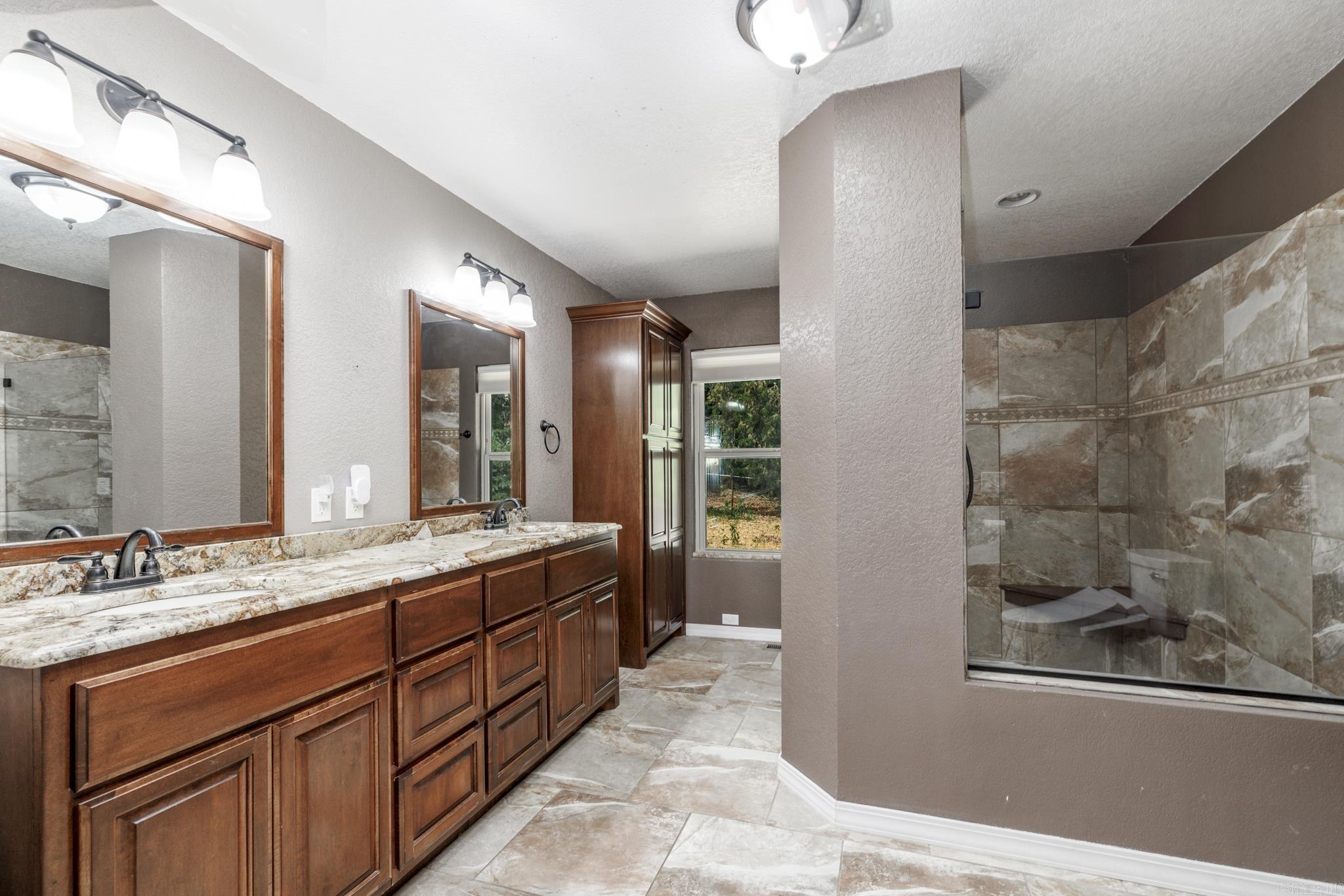 Gerona - Residential