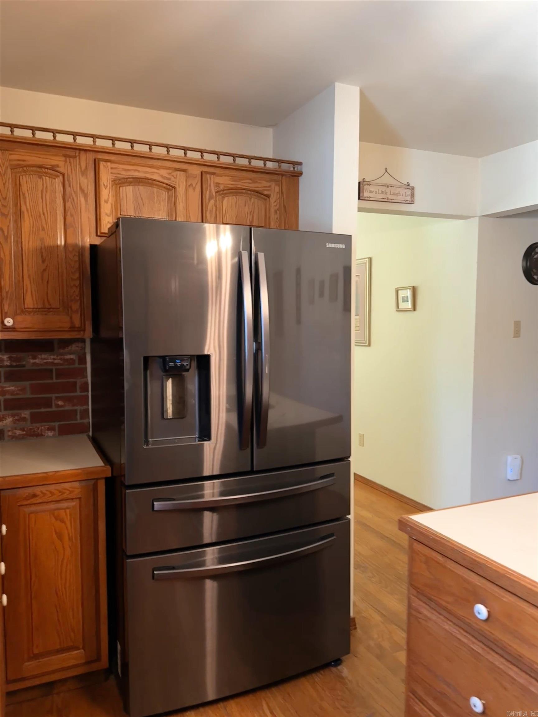 SUNSHINE FARMS - Residential