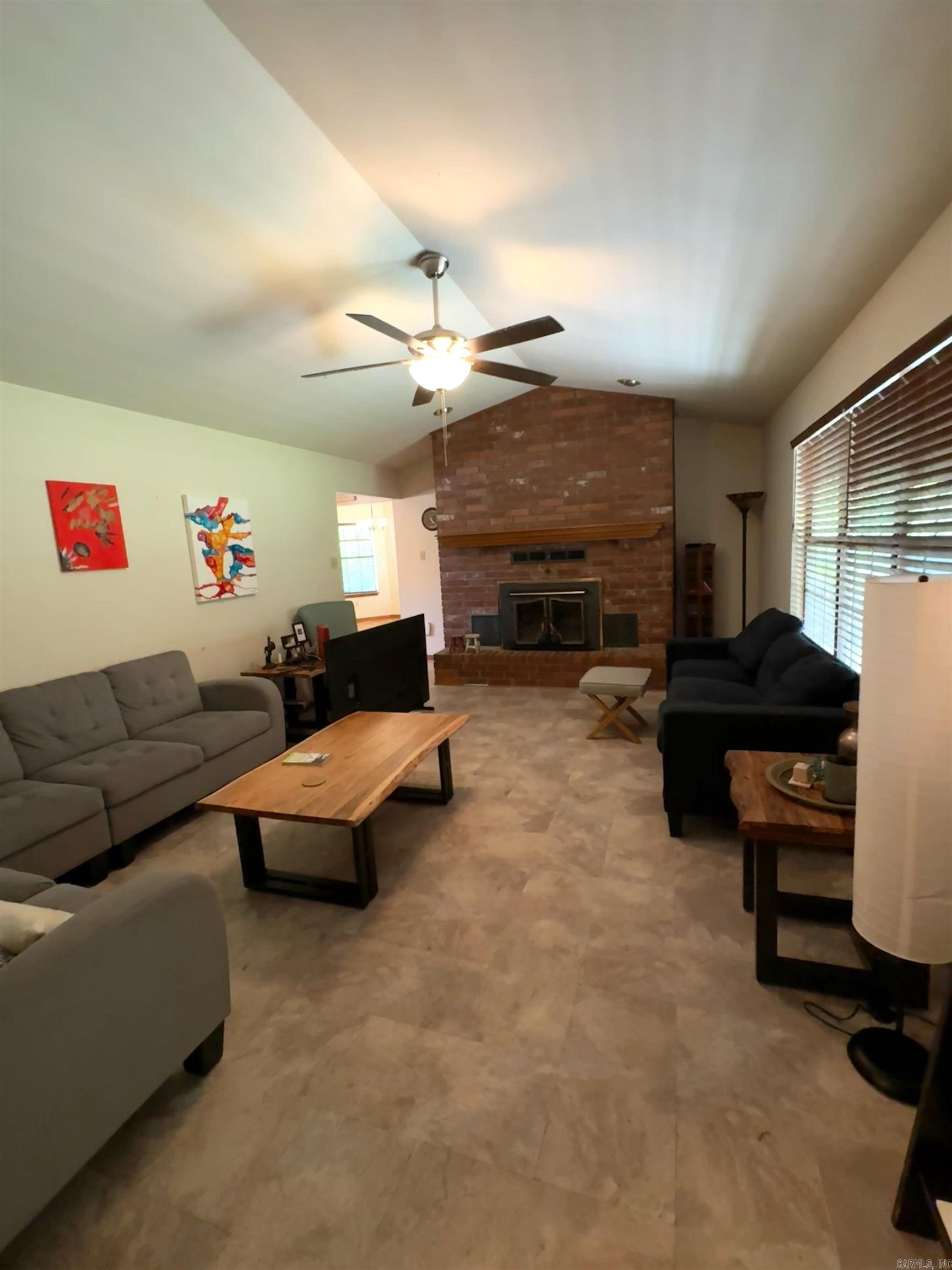 SUNSHINE FARMS - Residential