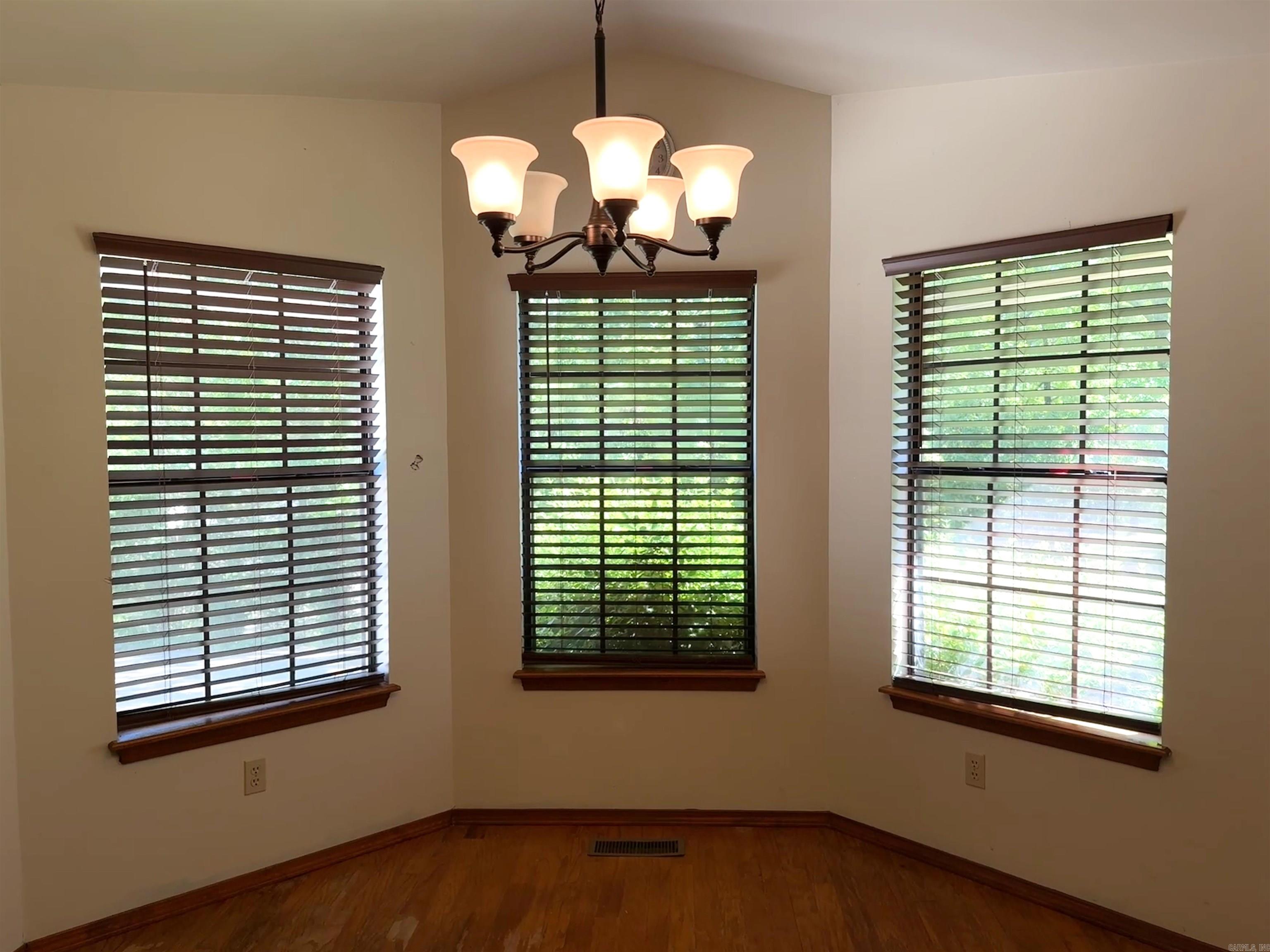 SUNSHINE FARMS - Residential