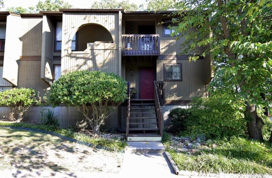 Move-in ready condo in the heart of WLR.  Very well-maintained upper unit, with neutral colors throughout.  Refrigerator, washer and dryer convey with the unit. Move in just in time to cozy up to the beautiful fireplace and enjoy your views of all the trees from your balcony and living room.