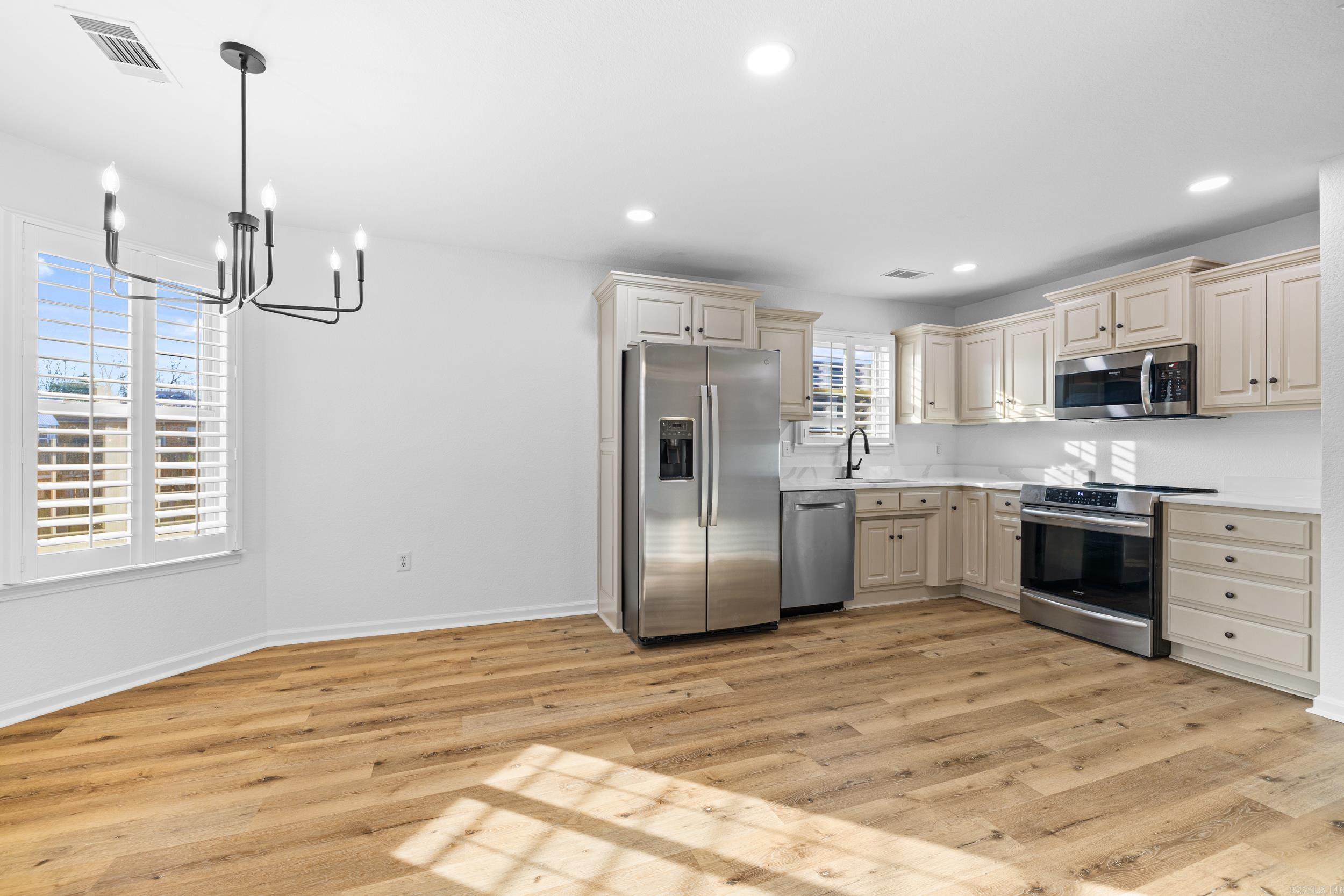 PLEASANT FOREST SUBDIVISION - Residential