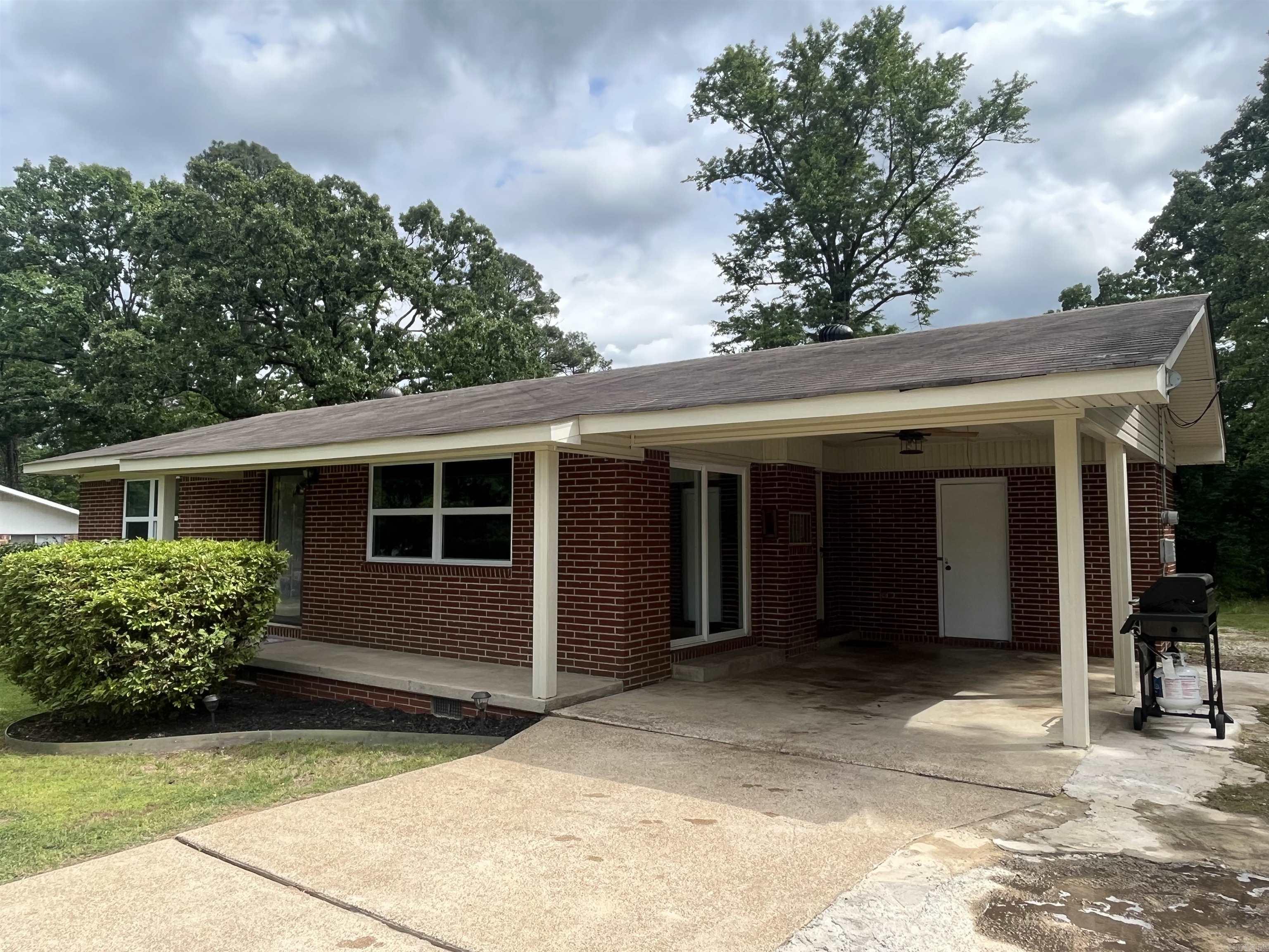 Forrest Hill - Residential