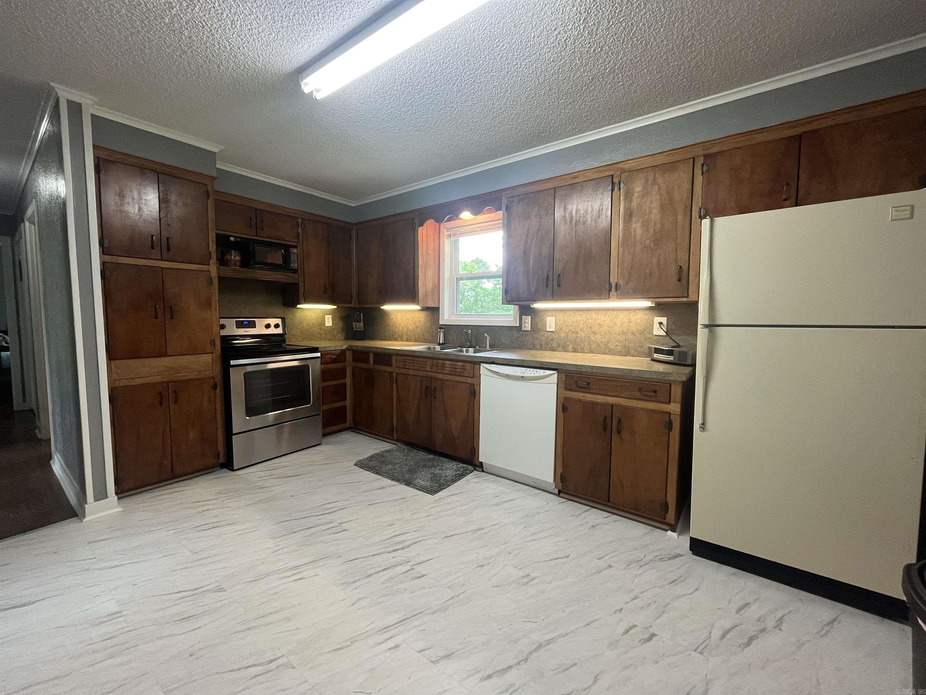 Forrest Hill - Residential