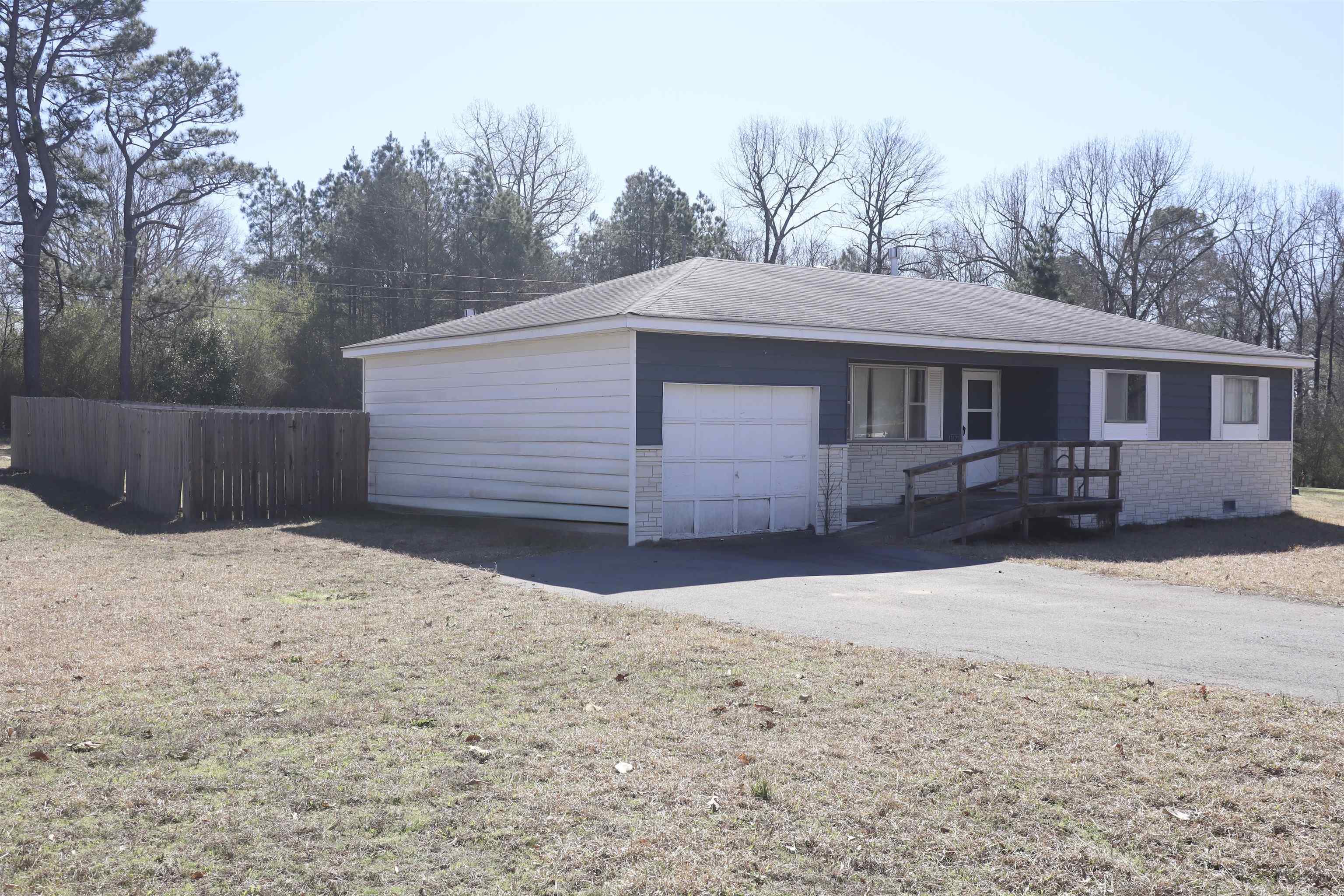 Circle Lake - Residential