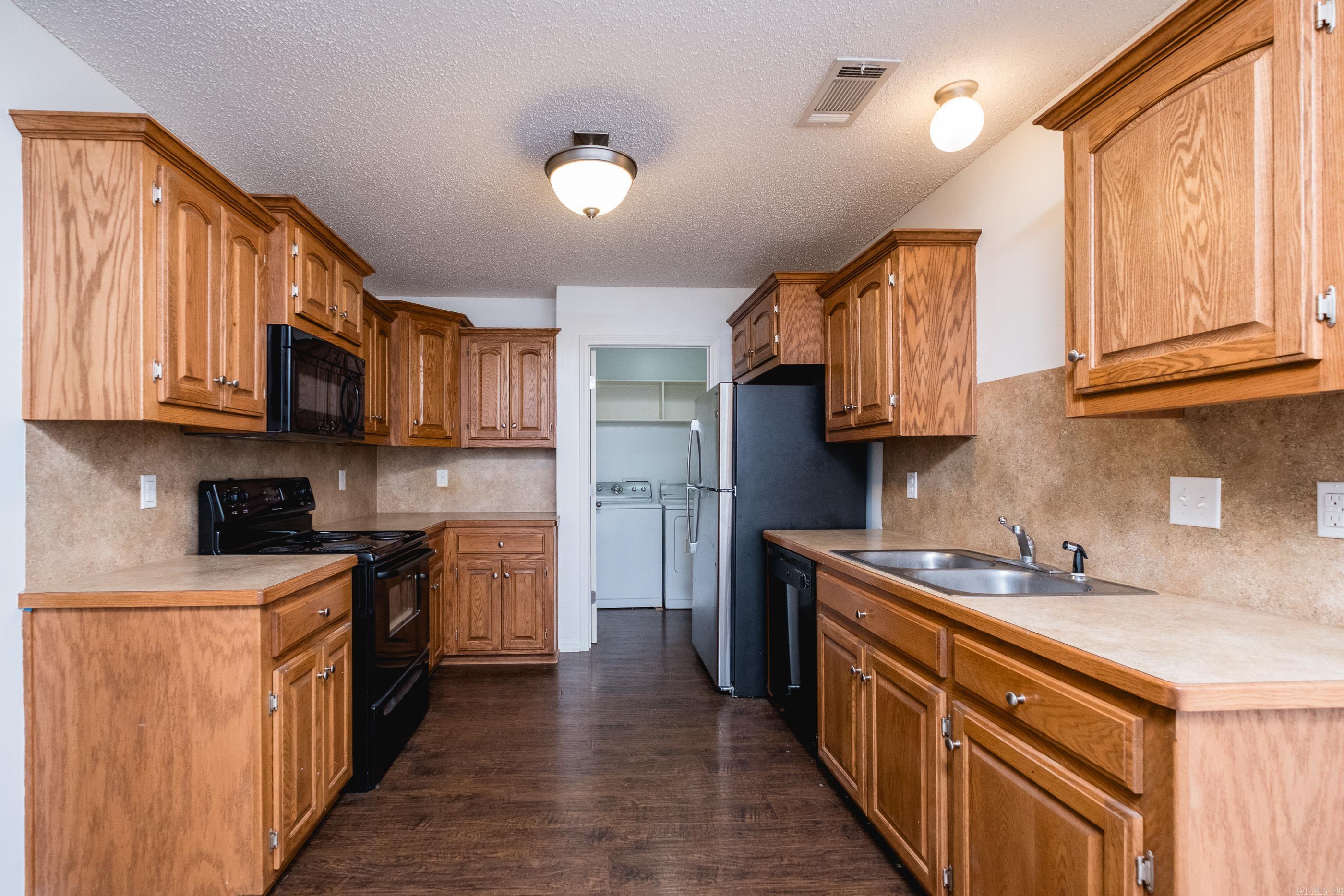 THE MEADOWS @ CENTENNIAL VALLEY - Residential