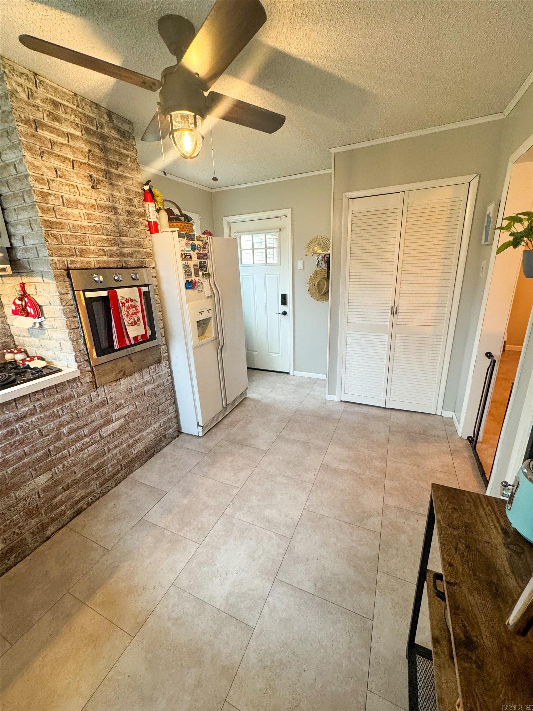 ARKANSAS HGTS - Residential