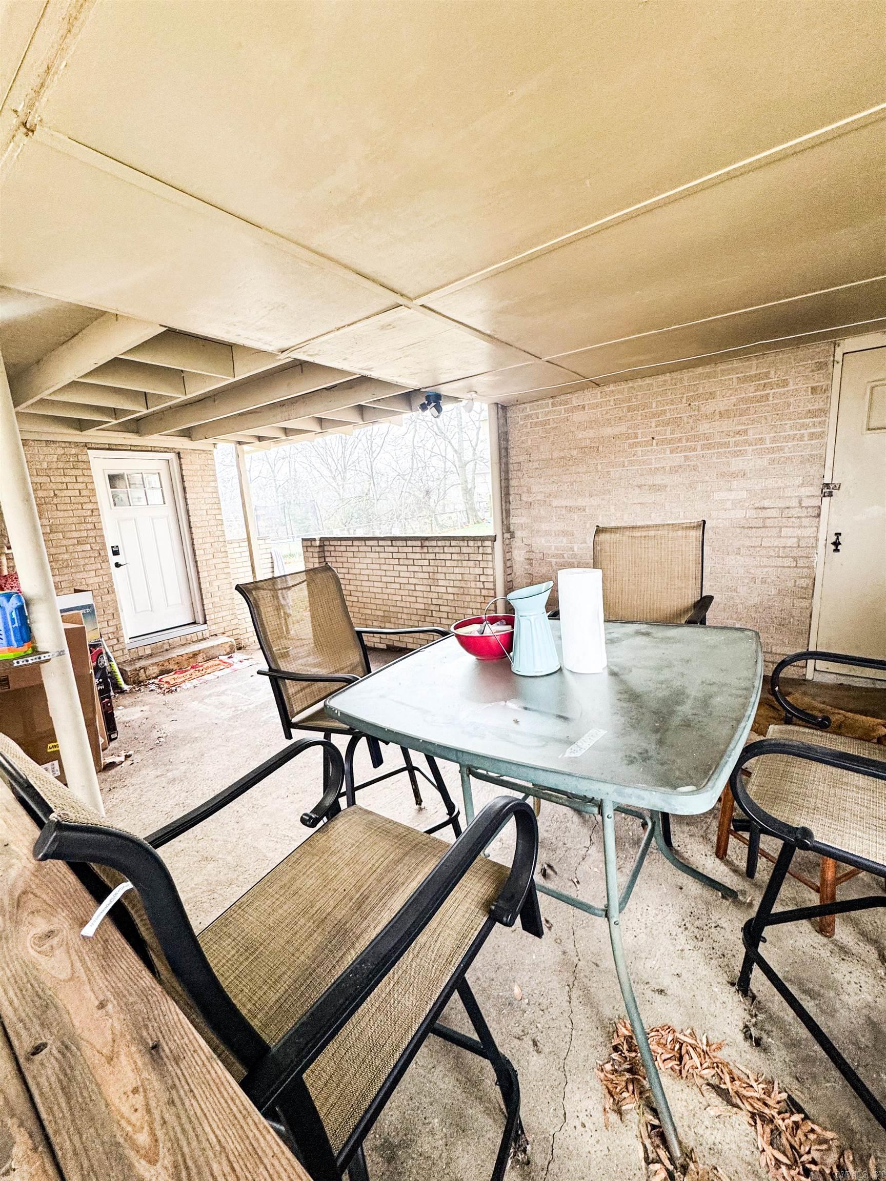 ARKANSAS HGTS - Residential