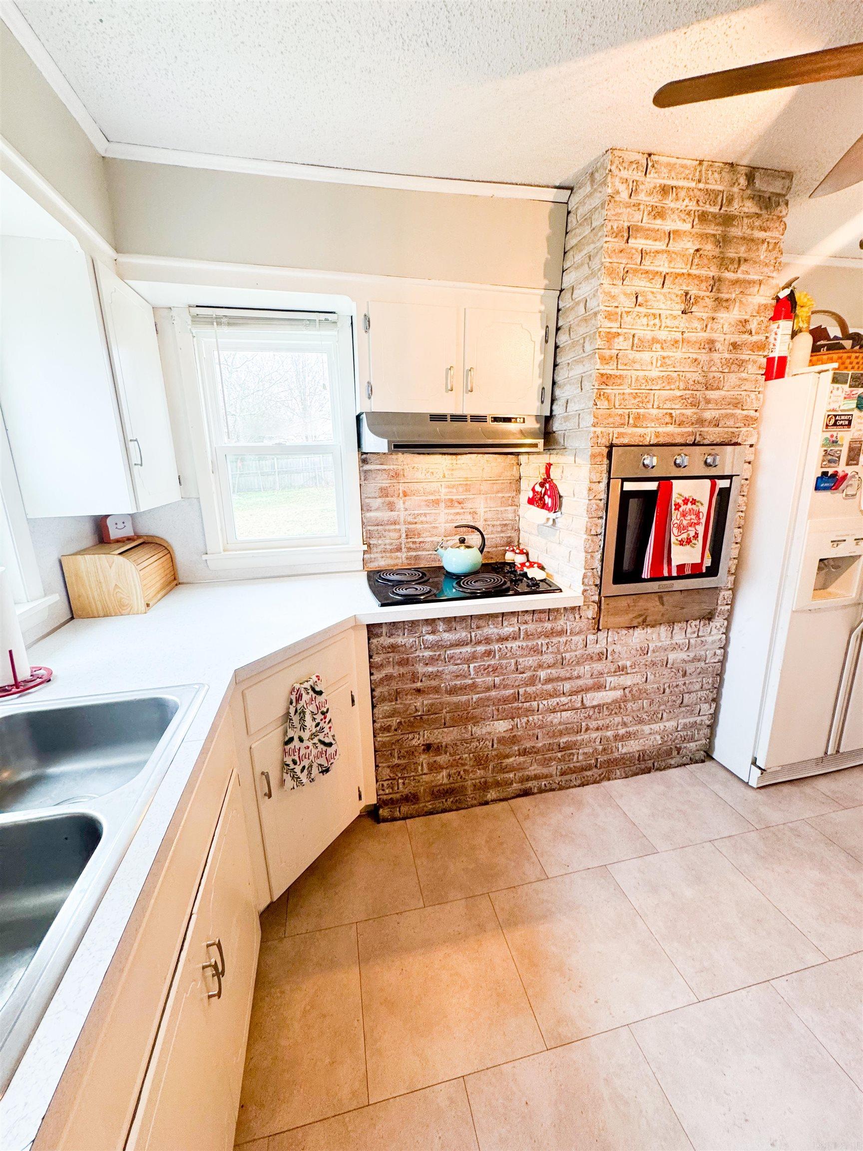 ARKANSAS HGTS - Residential