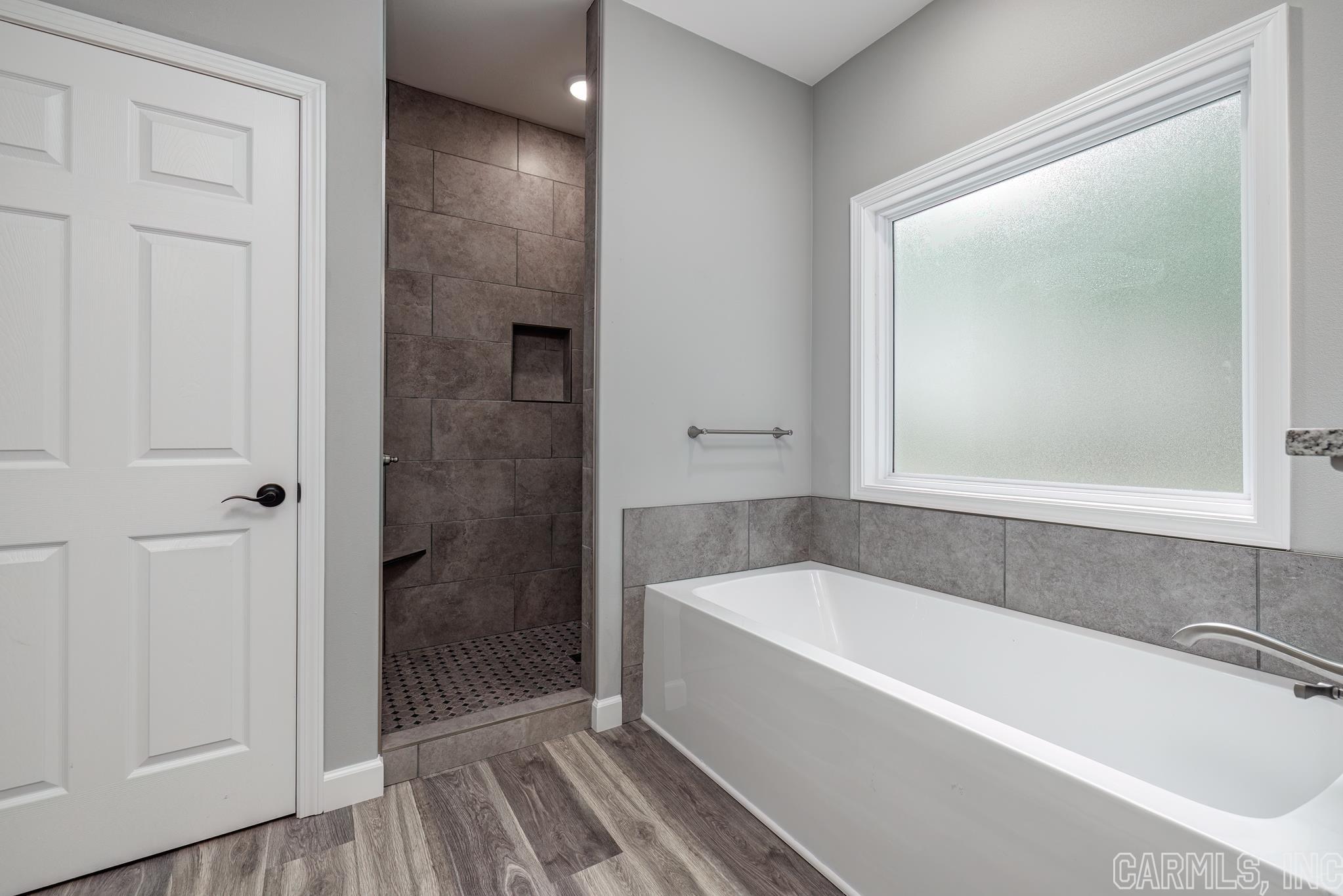 RONQUILLO - Residential