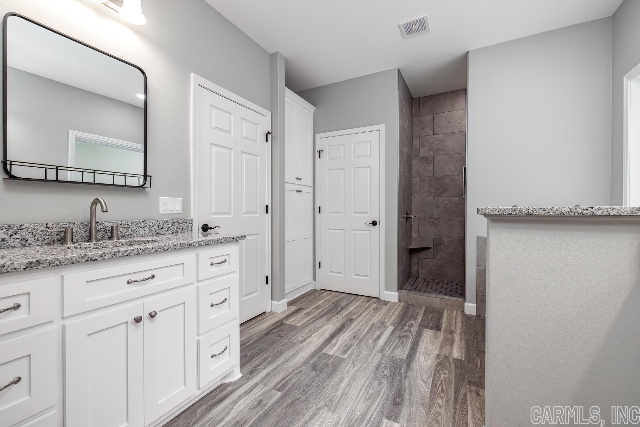 RONQUILLO - Residential