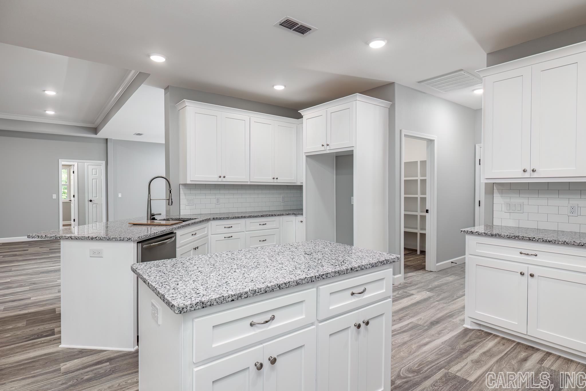 RONQUILLO - Residential