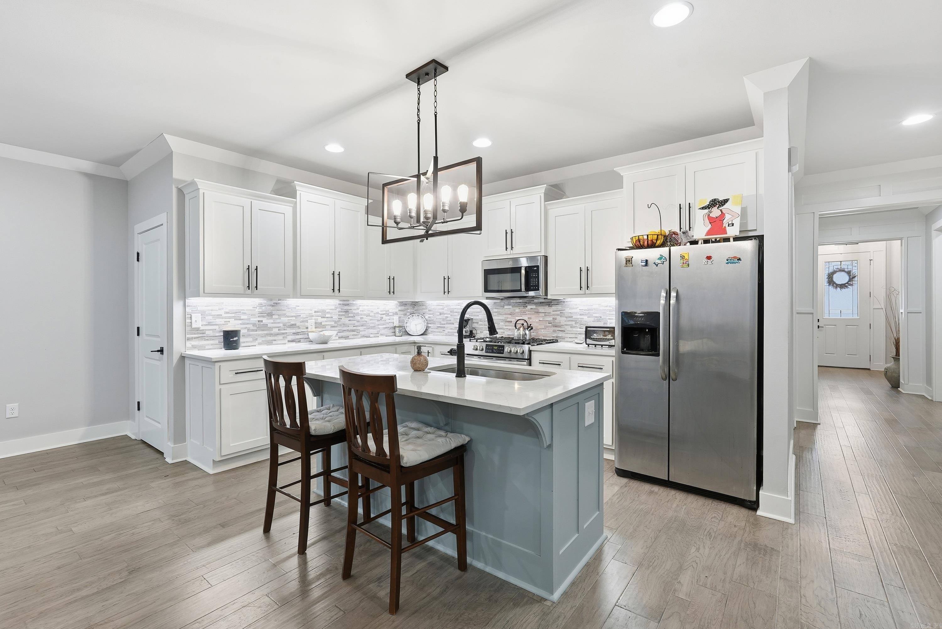 GIBRALTER HGTS - Residential