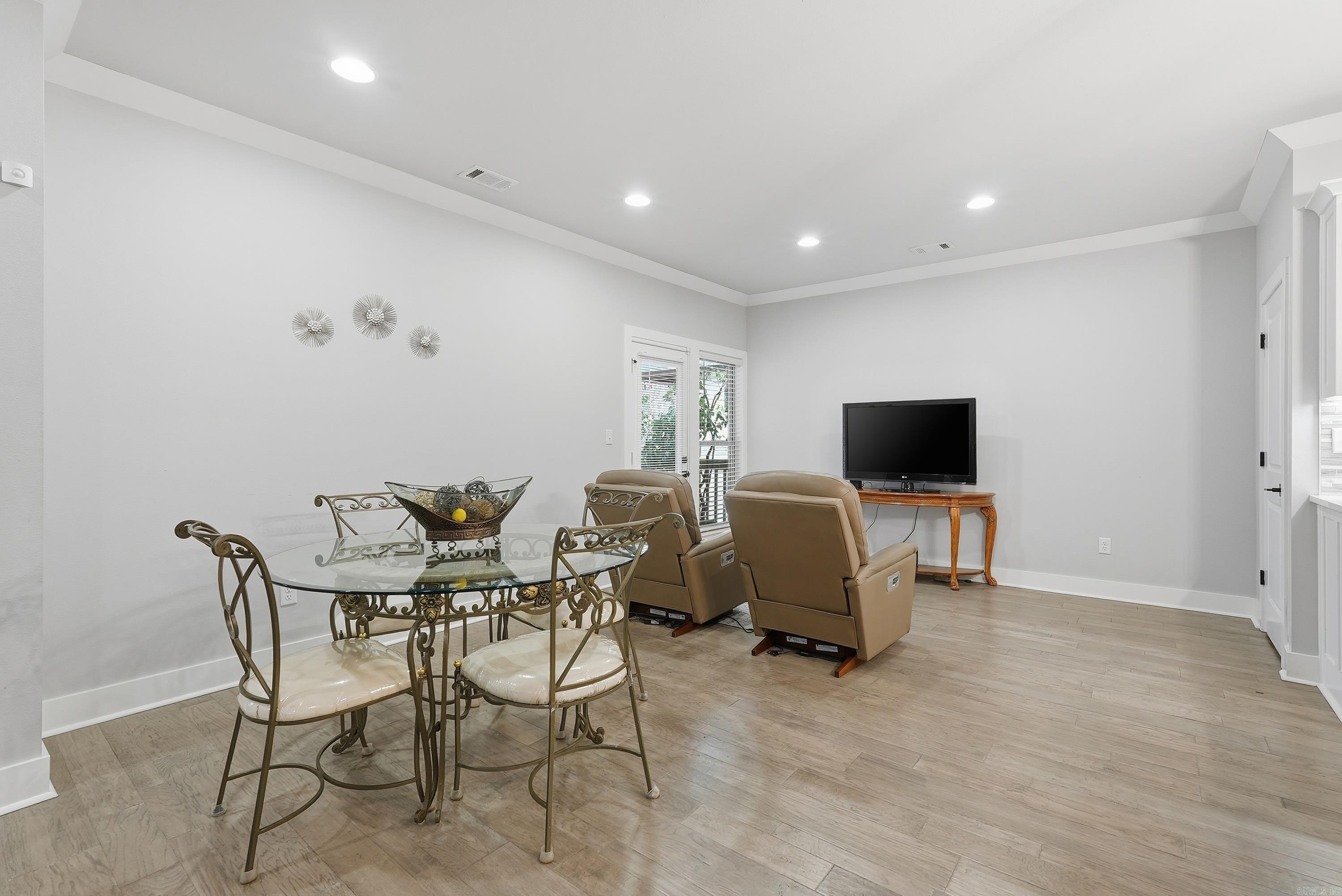 GIBRALTER HGTS - Residential