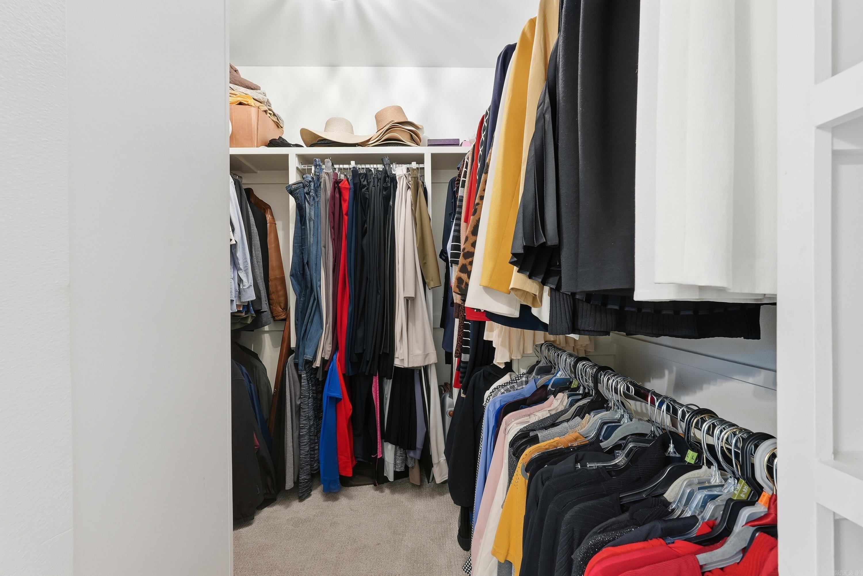 GIBRALTER HGTS - Residential