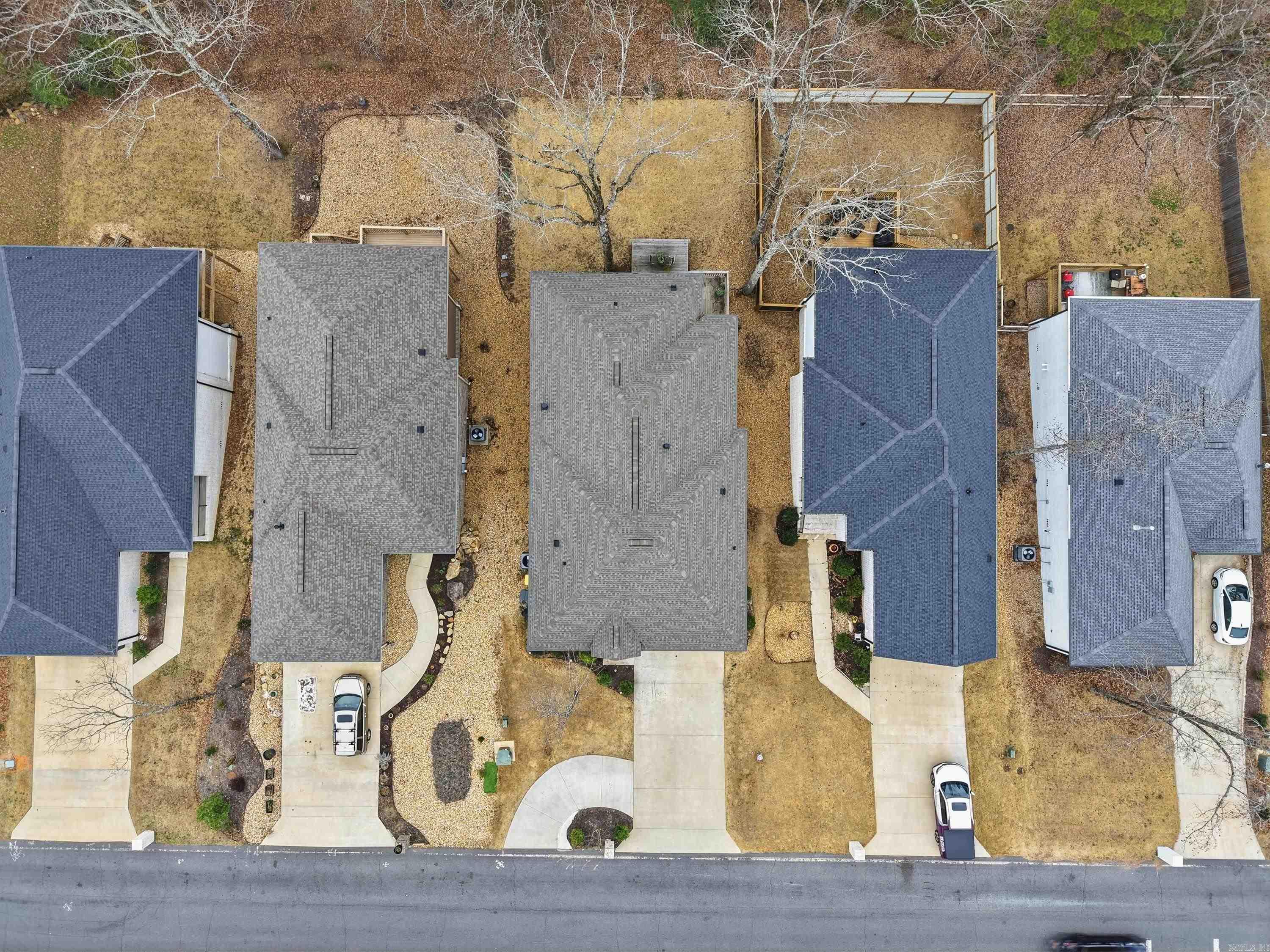 GIBRALTER HGTS - Residential