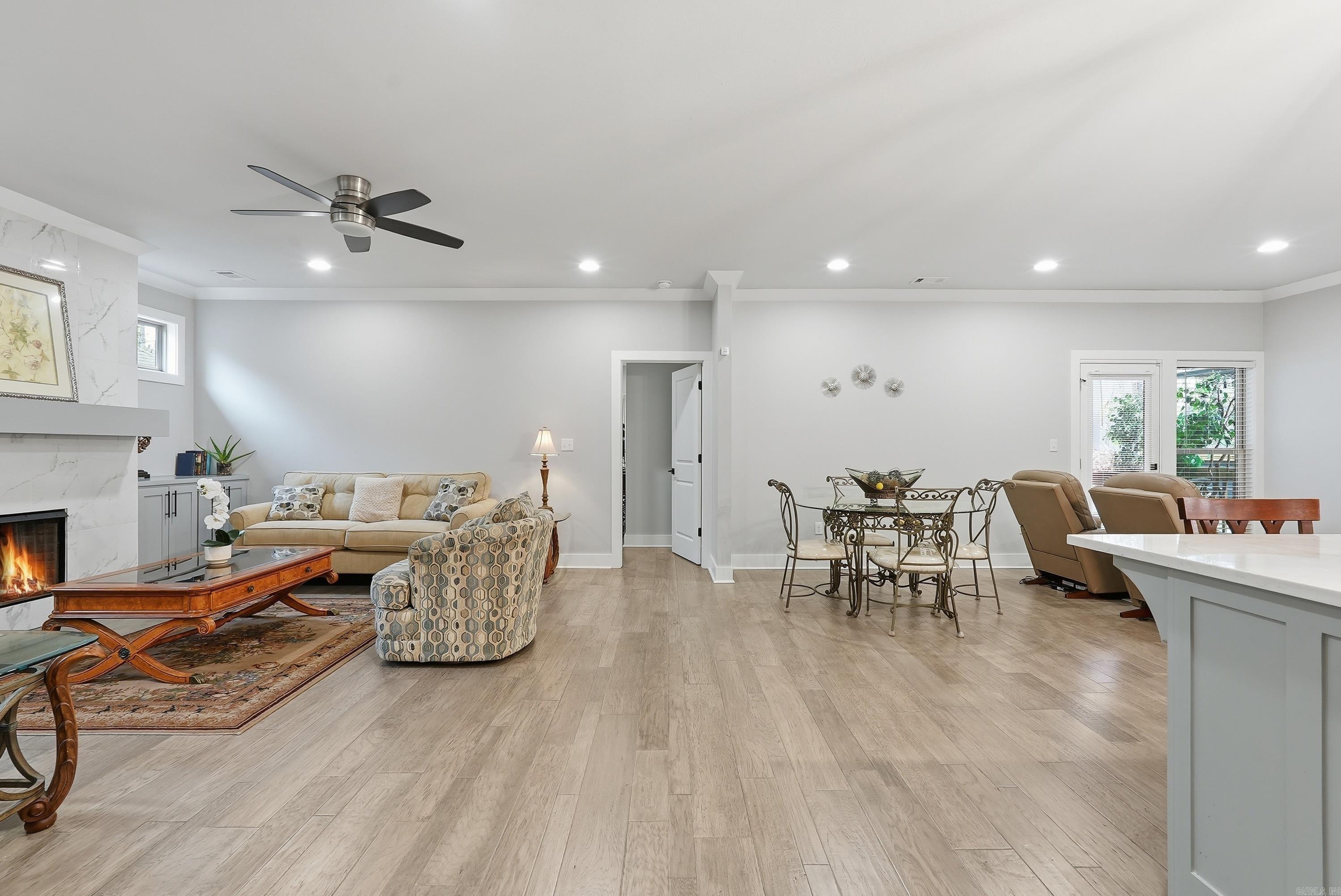 GIBRALTER HGTS - Residential