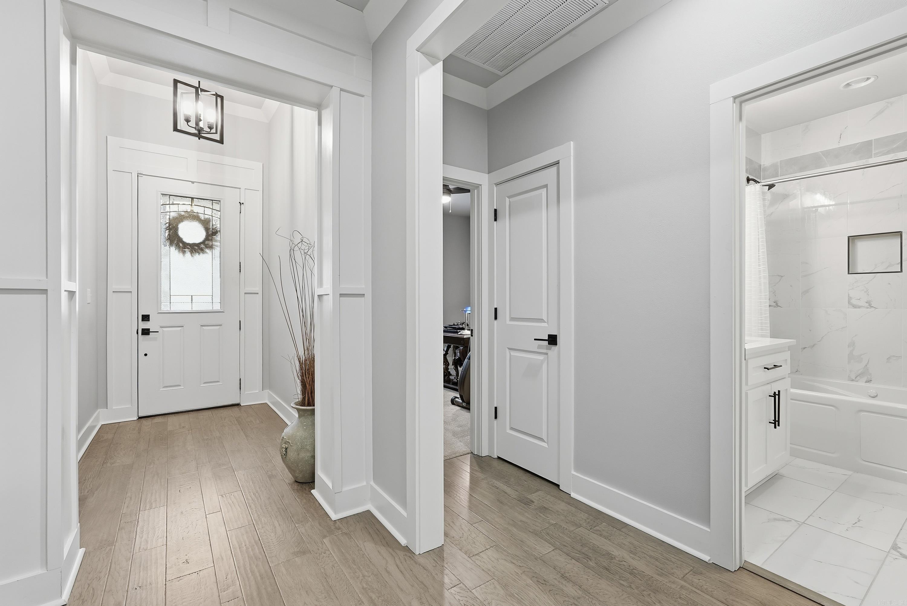 GIBRALTER HGTS - Residential