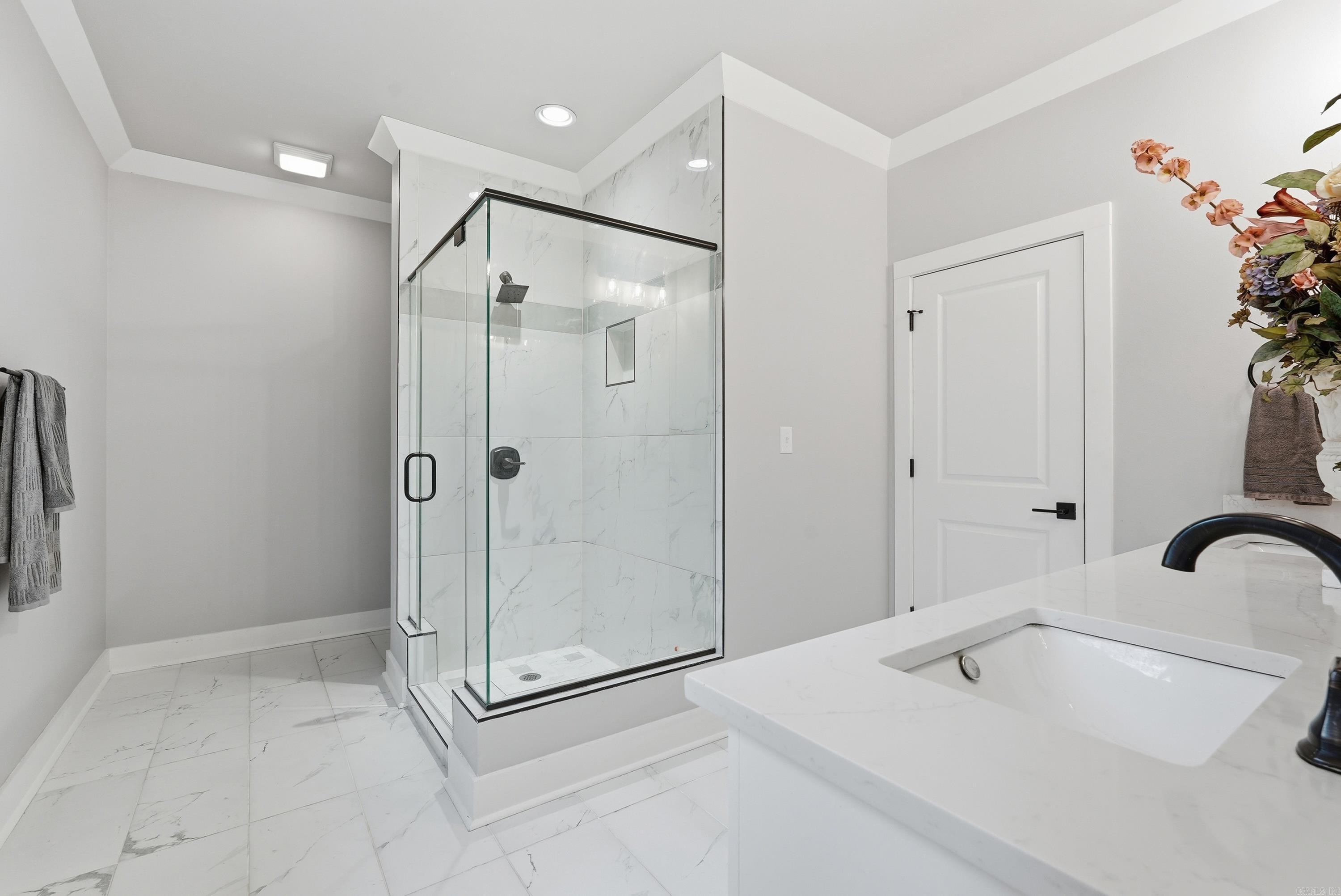 GIBRALTER HGTS - Residential