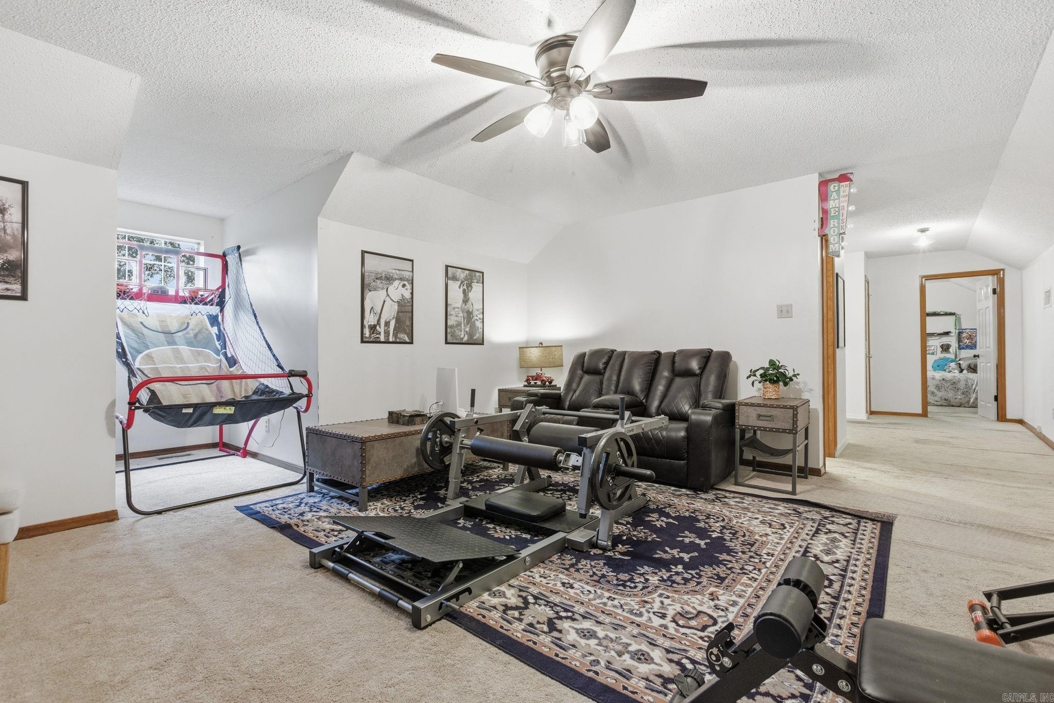 COUNTRY WEST - Residential