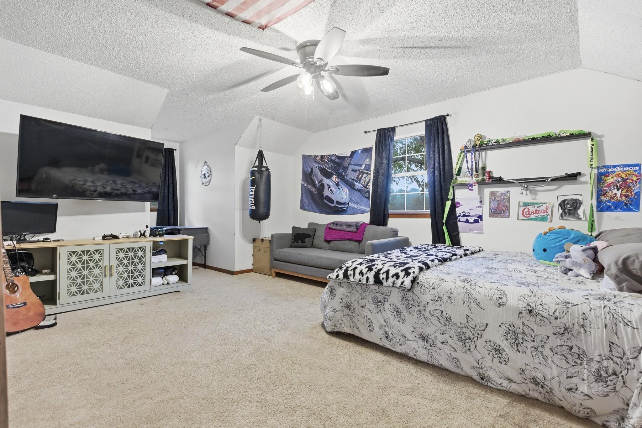 COUNTRY WEST - Residential