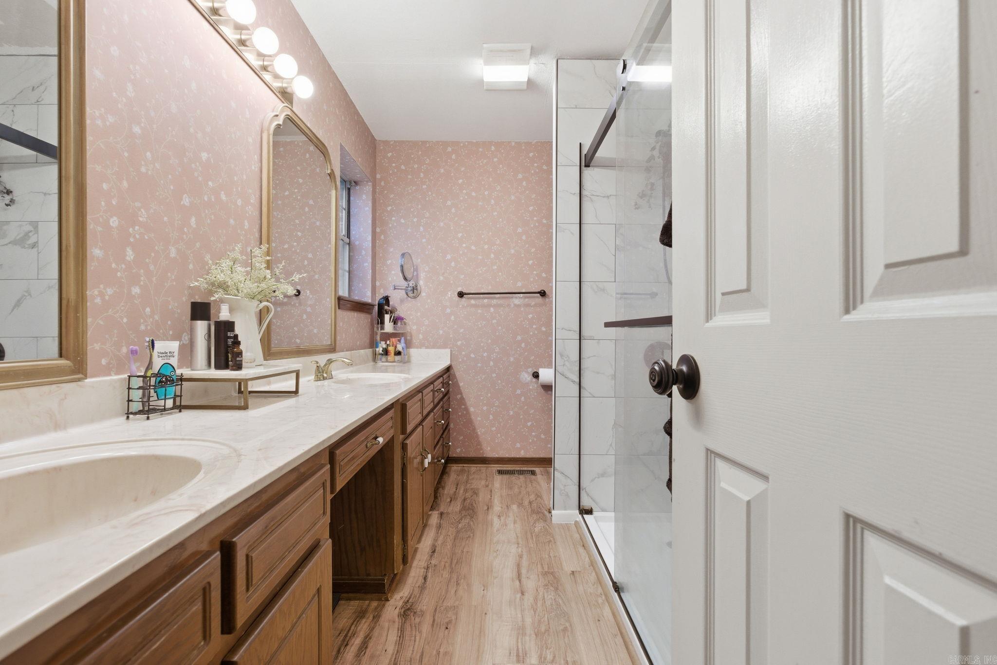 COUNTRY WEST - Residential