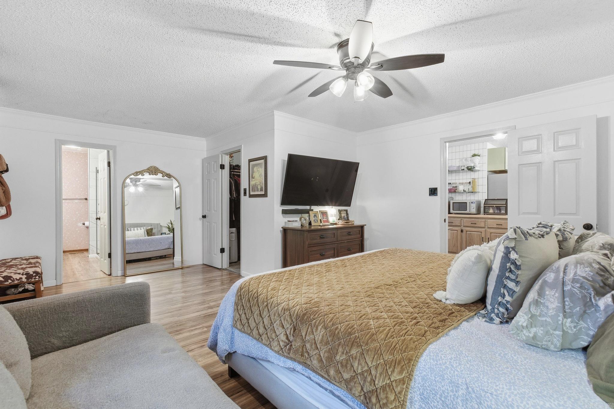 COUNTRY WEST - Residential