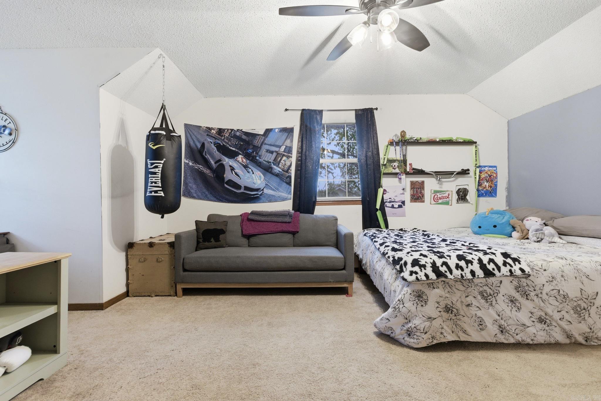 COUNTRY WEST - Residential