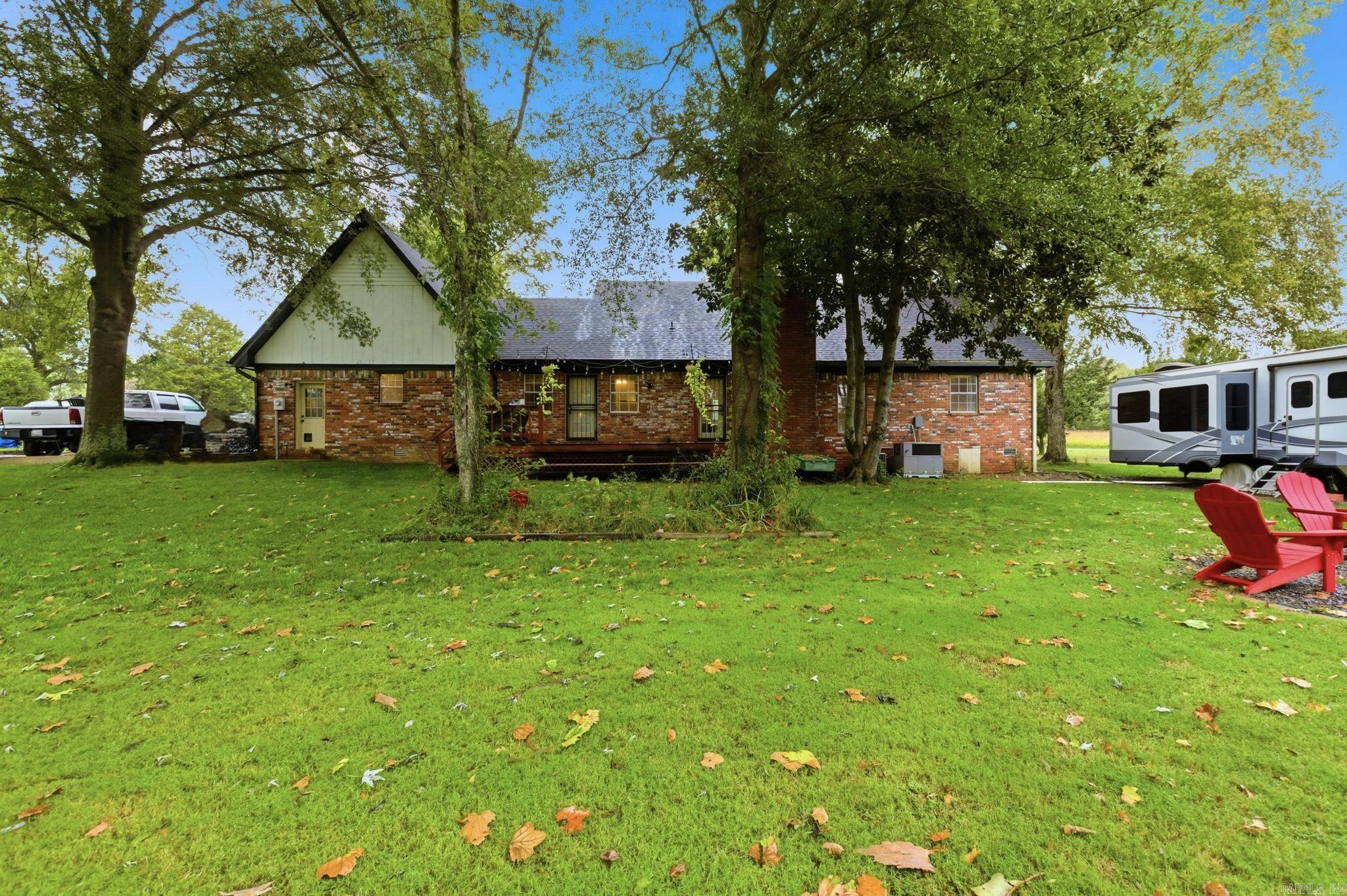 COUNTRY WEST - Residential