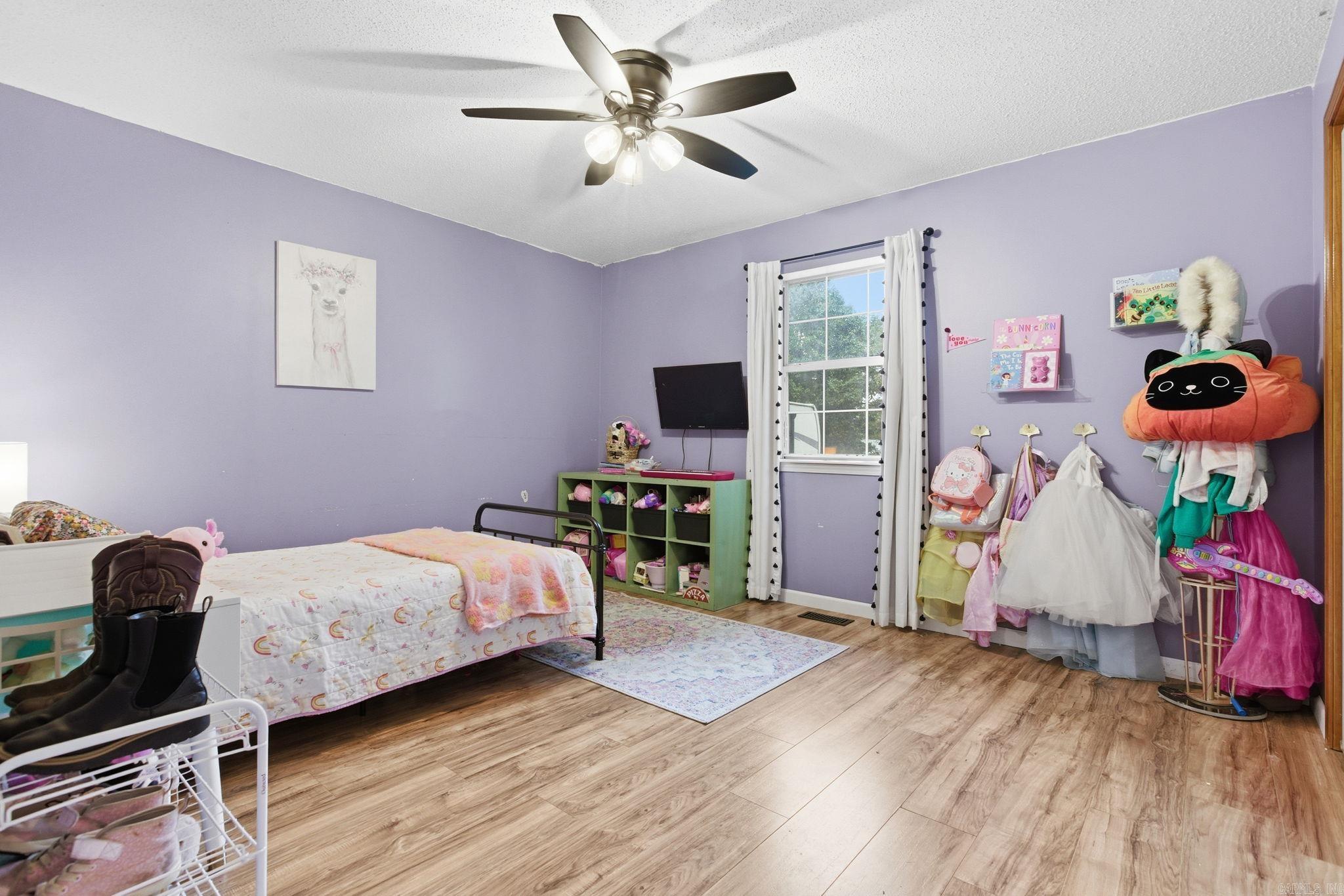 COUNTRY WEST - Residential