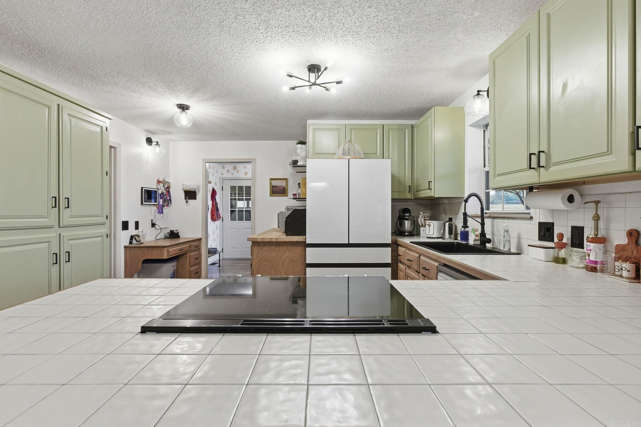 COUNTRY WEST - Residential