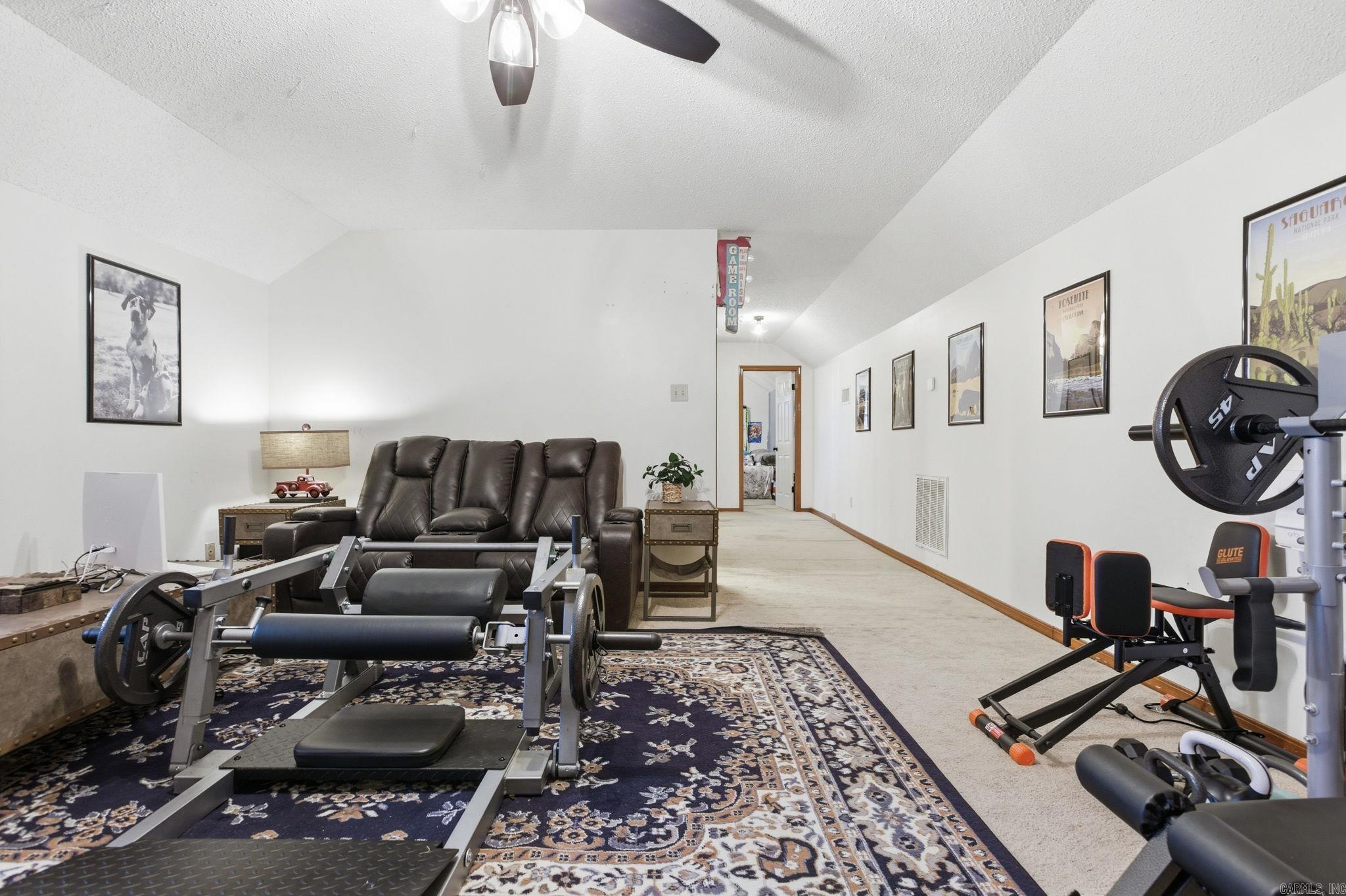 COUNTRY WEST - Residential